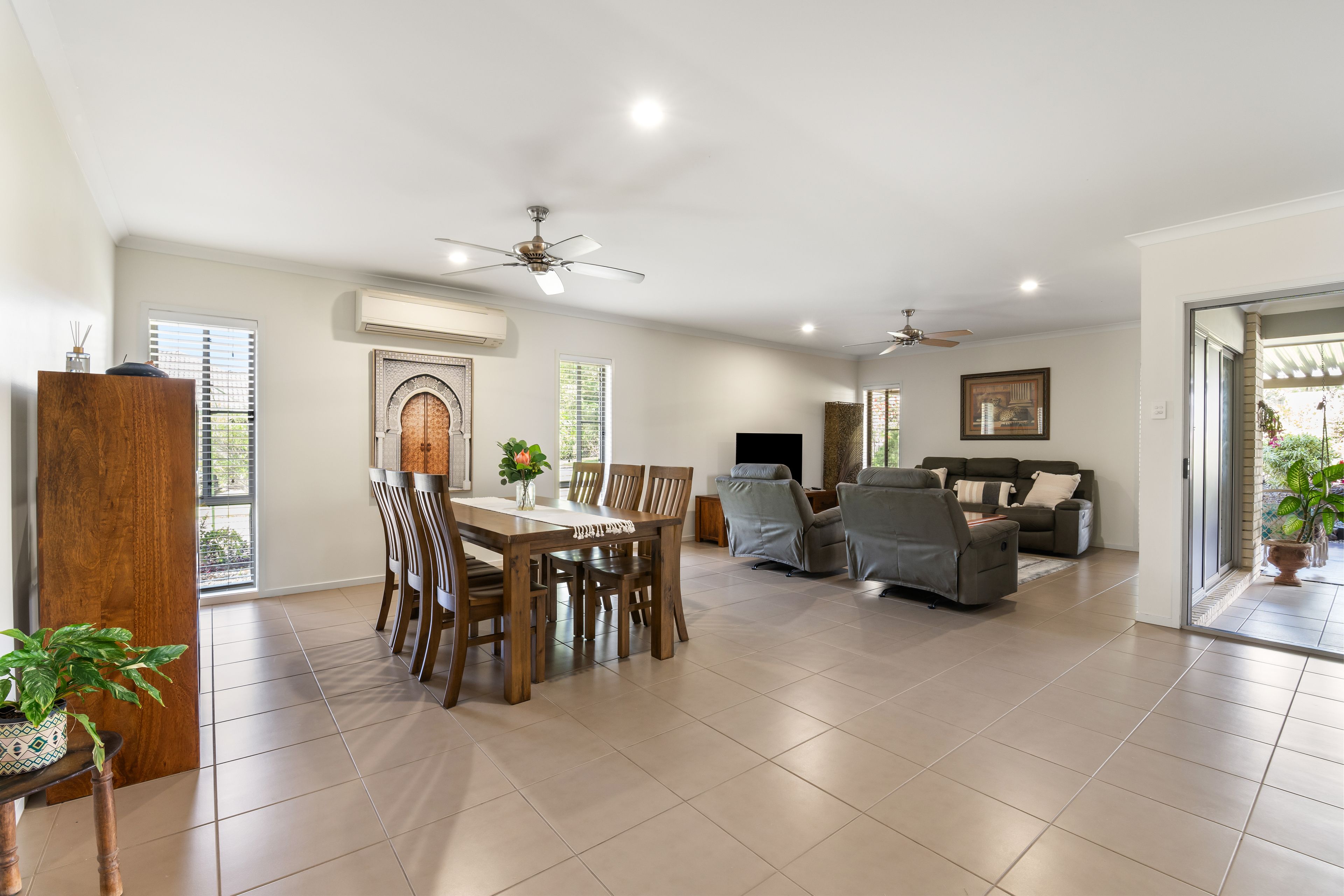 39 - 41 Marsh Bird Drive — photo 9 of 21
