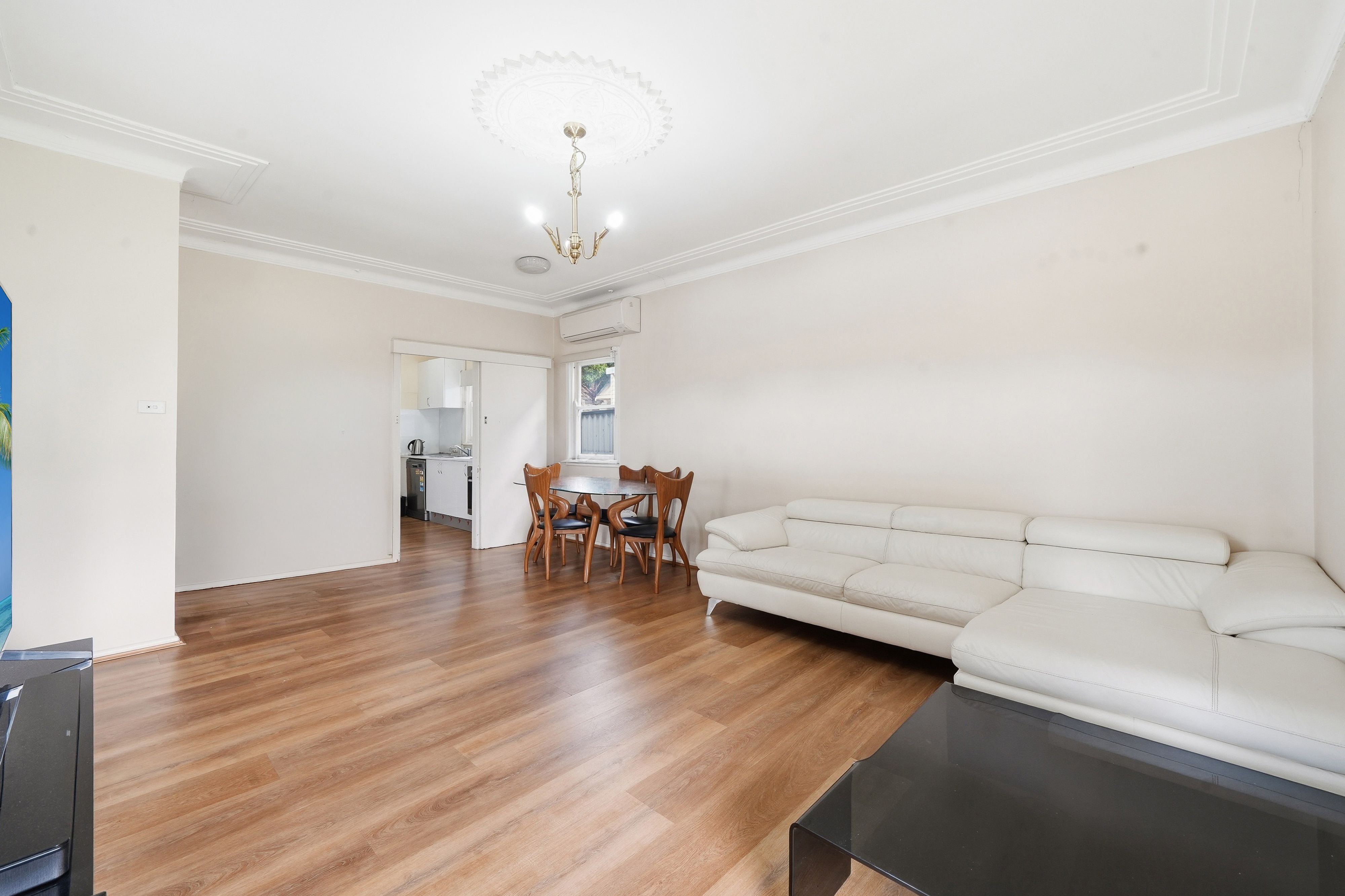 16 Evans Road — photo 4 of 22