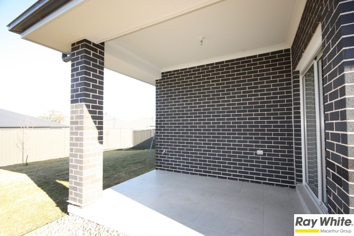 59 Holland Drive, Spring Farm, NSW 2570