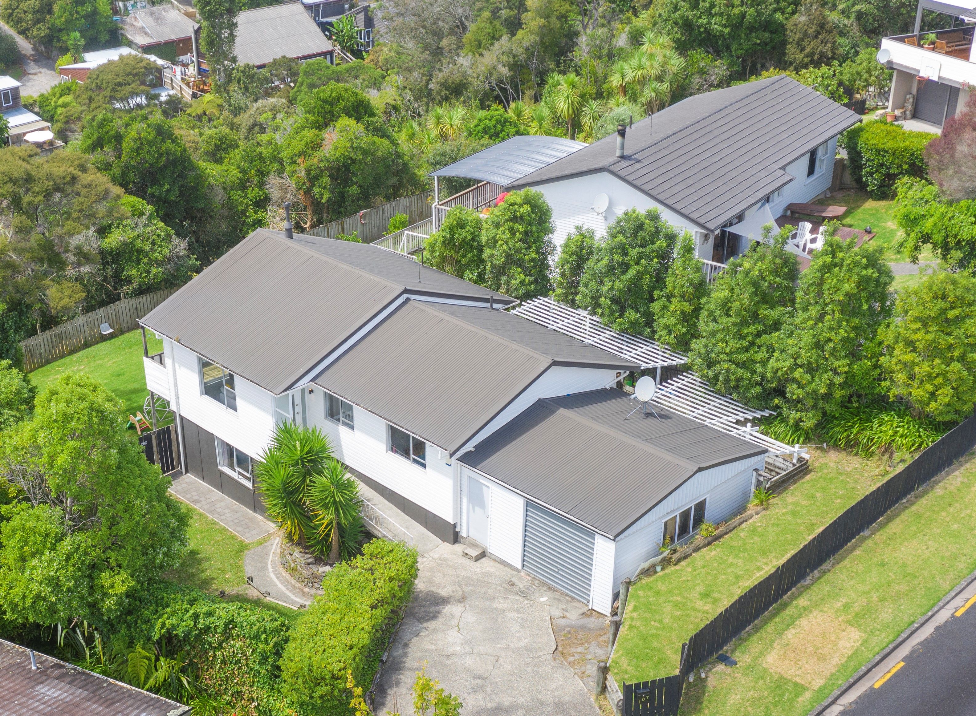 107 Kia Ora Road, Beach Haven, North Shore City