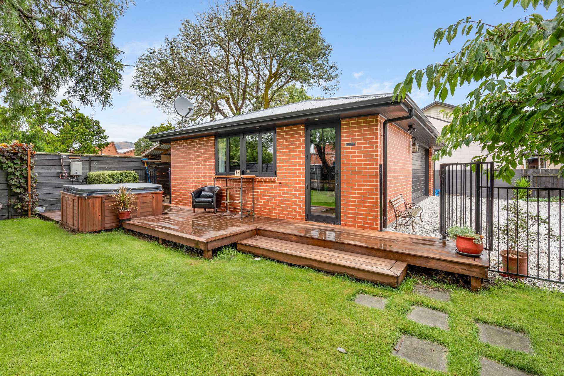 68 Factory Road photo 25