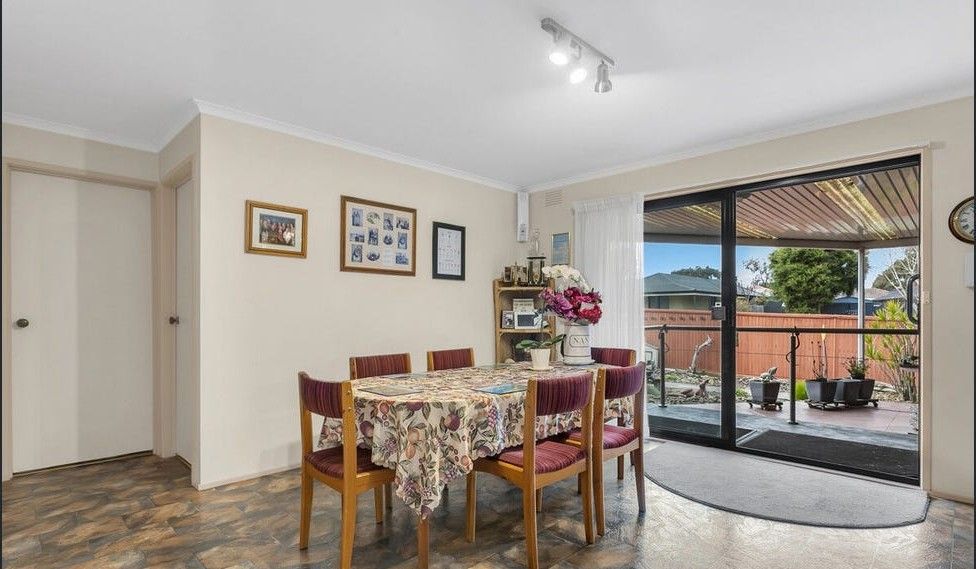 2/83 Lamont Crescent, Cranbourne, VIC 3977