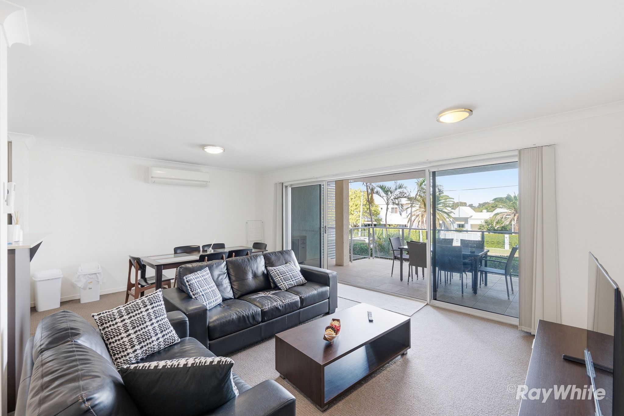 29/22 Barney Street — photo 7 of 16