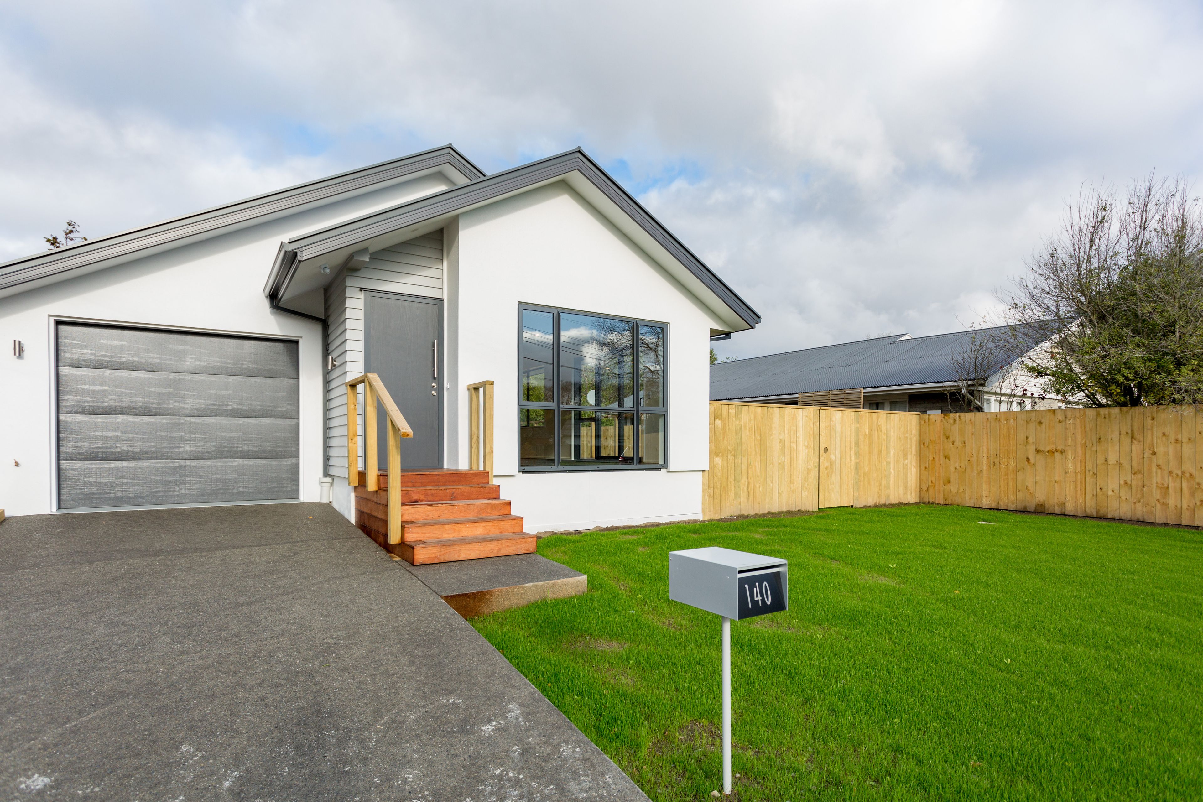 140 Riverlaw Terrace, St Martins, Christchurch City