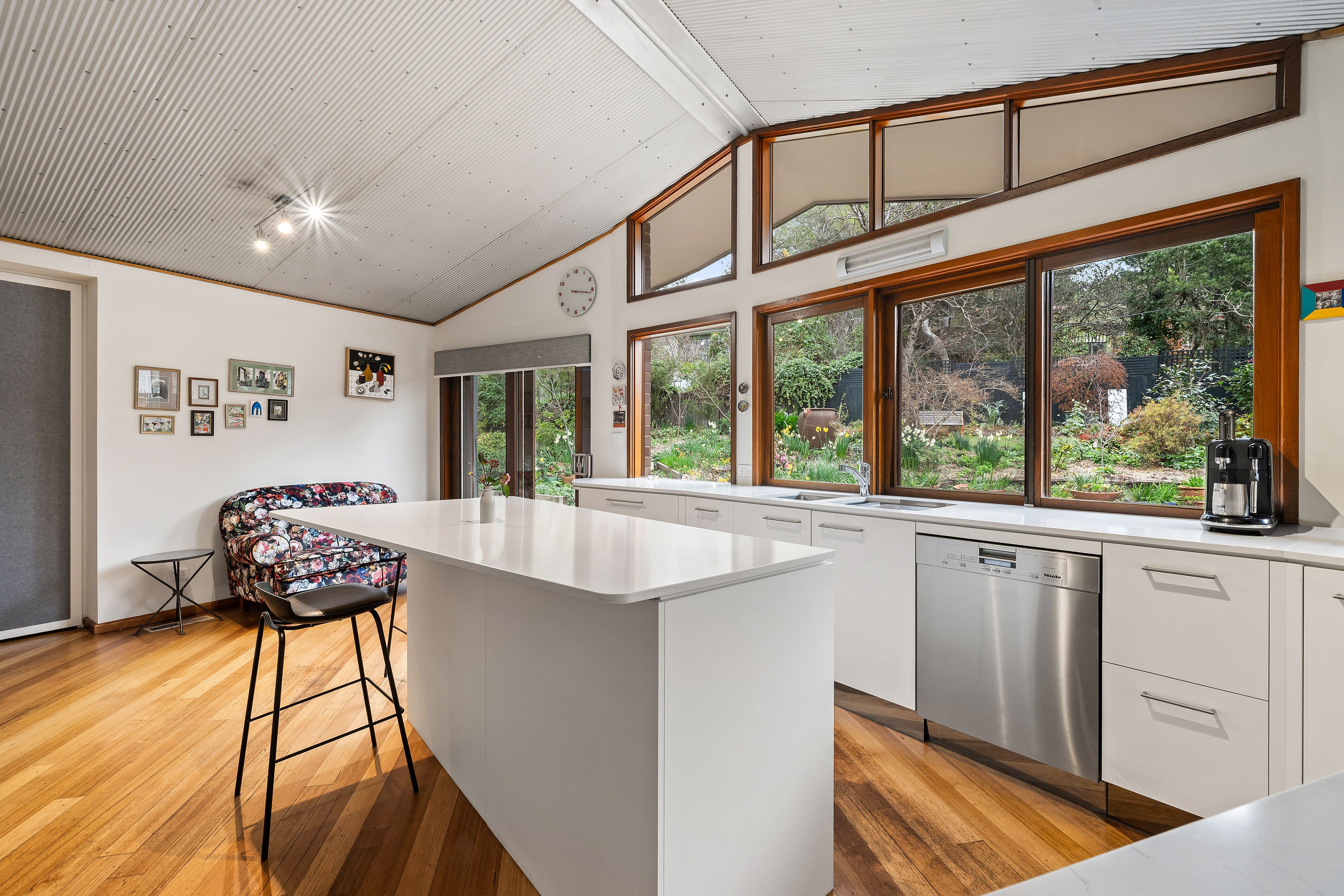 21 Blackbutt Street — photo 6 of 28