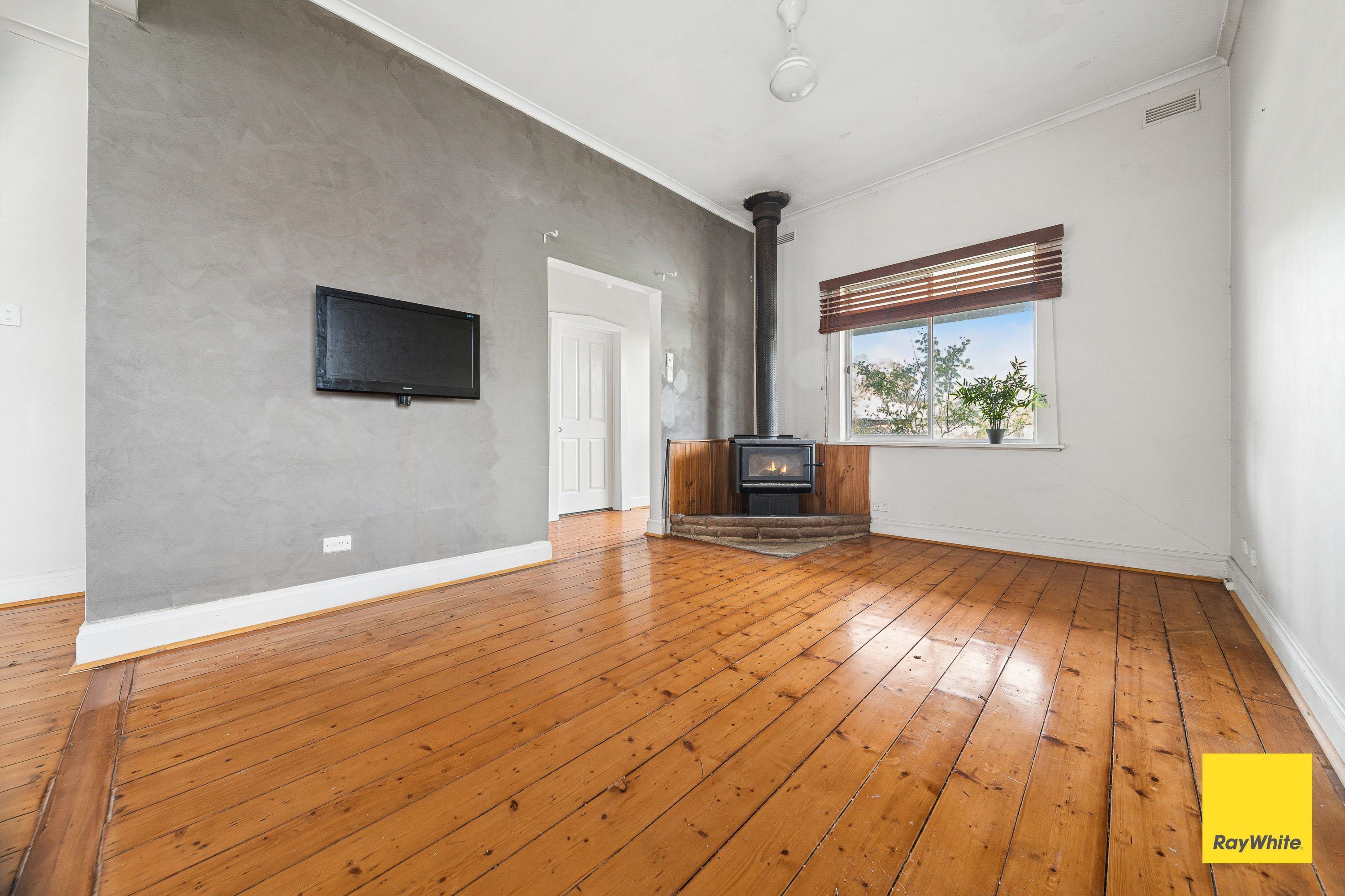2-4 Mitchell Street — photo 6 of 21