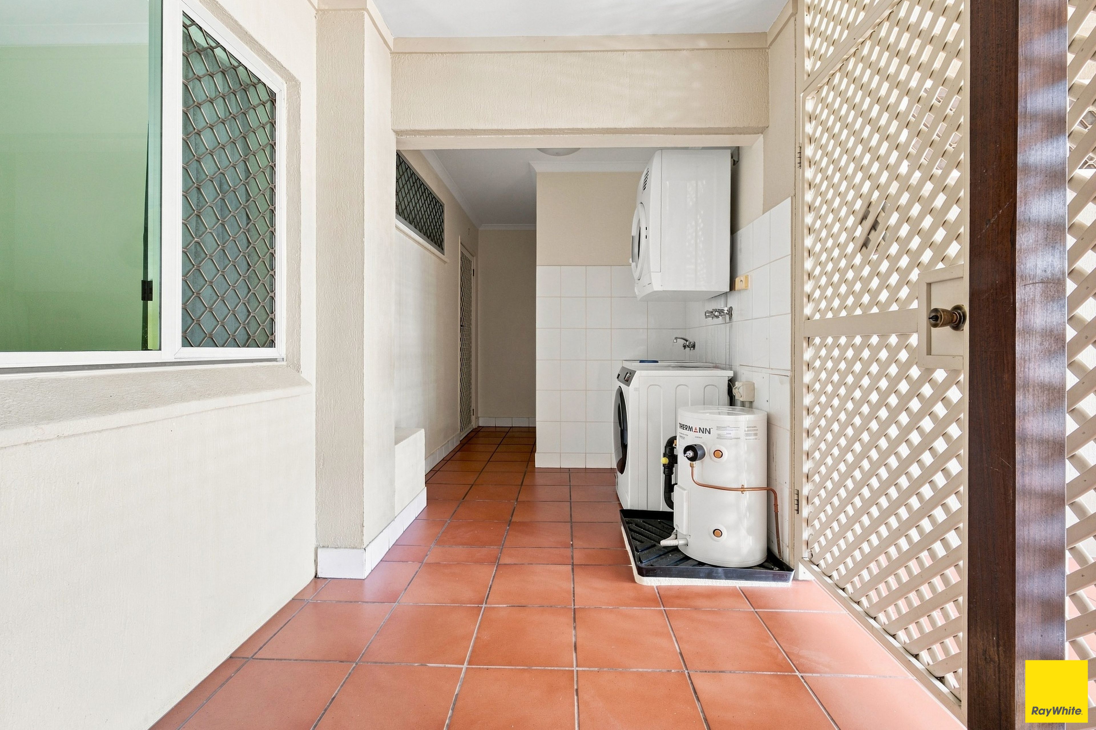 7/147-155 Mcleod Street — photo 9 of 15