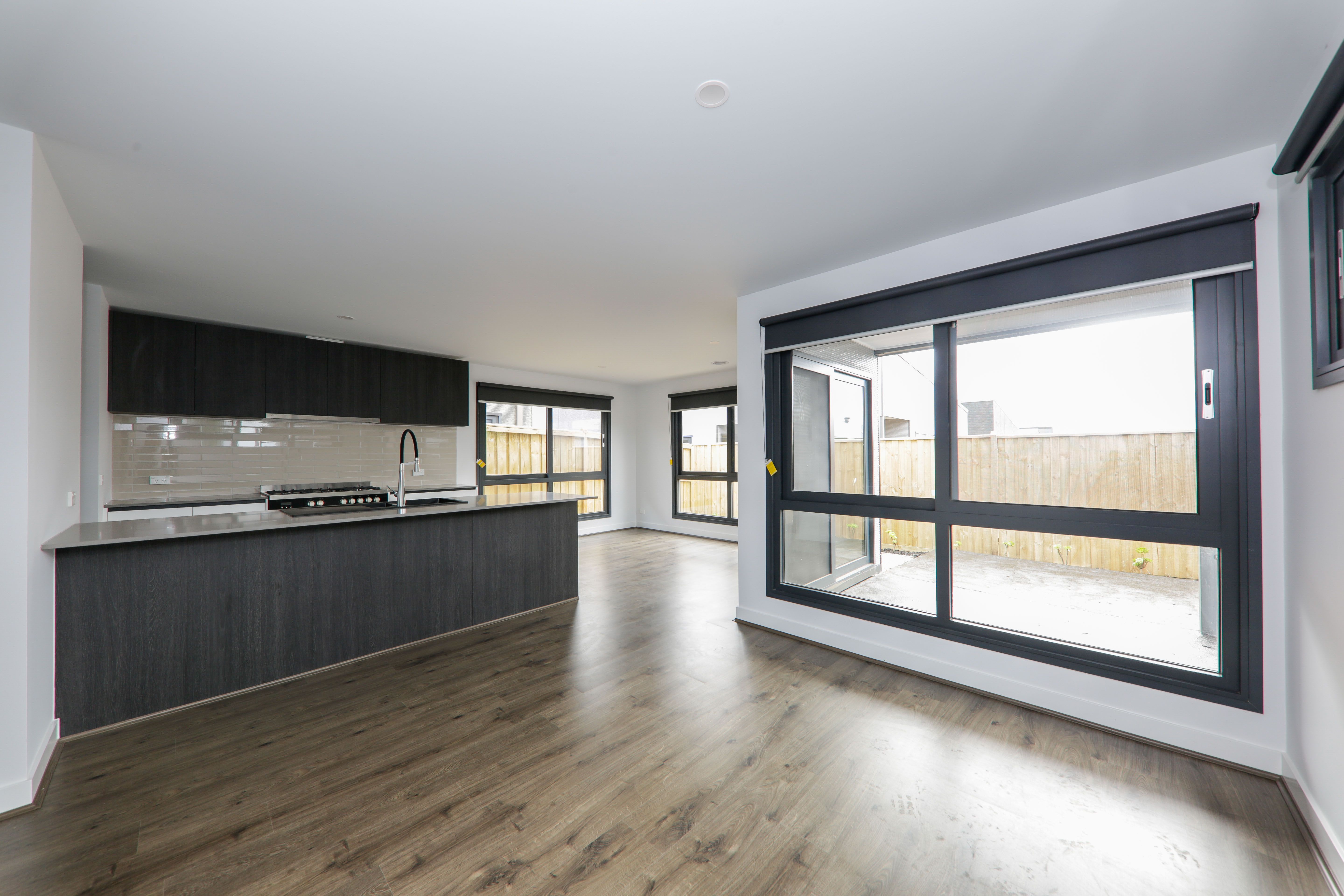 14 Rooney Road, Clyde North, VIC 3978