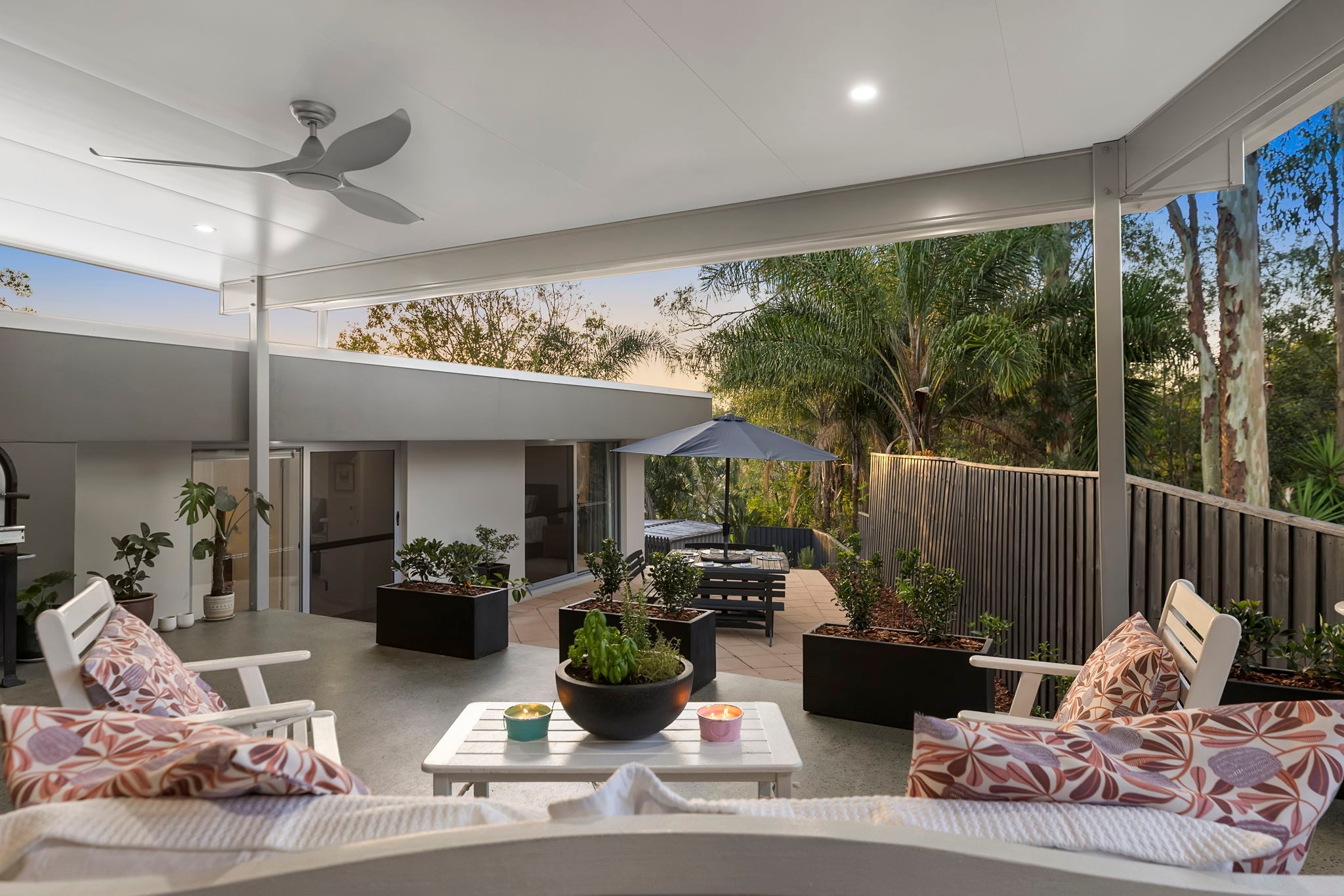 96 Chapel Hill Road, Chapel Hill, QLD 4069