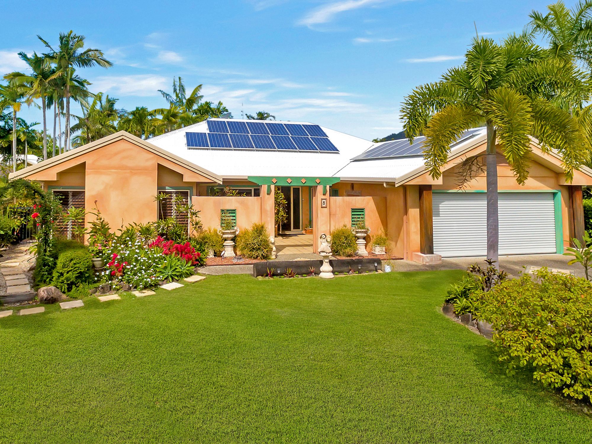 8 Miara Close, Kewarra Beach, QLD 4879