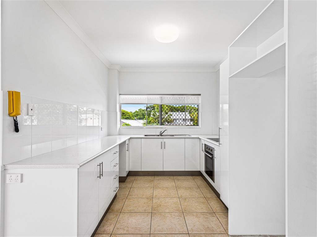 9/5-7 Herries Street, Earlville, QLD 4870