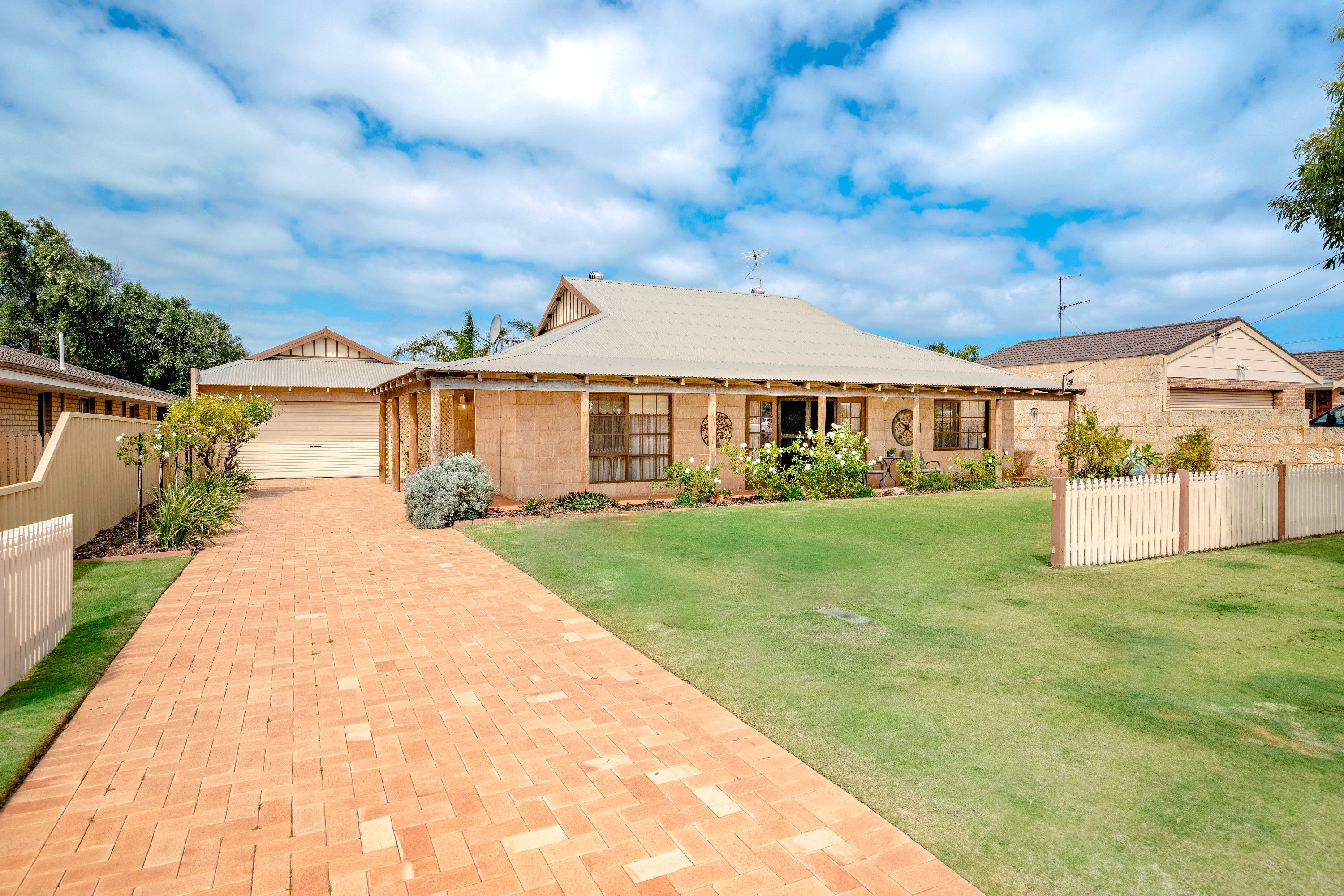 6 Torquay Place — photo from Ray White Geraldton Dongara - Geraldton Location