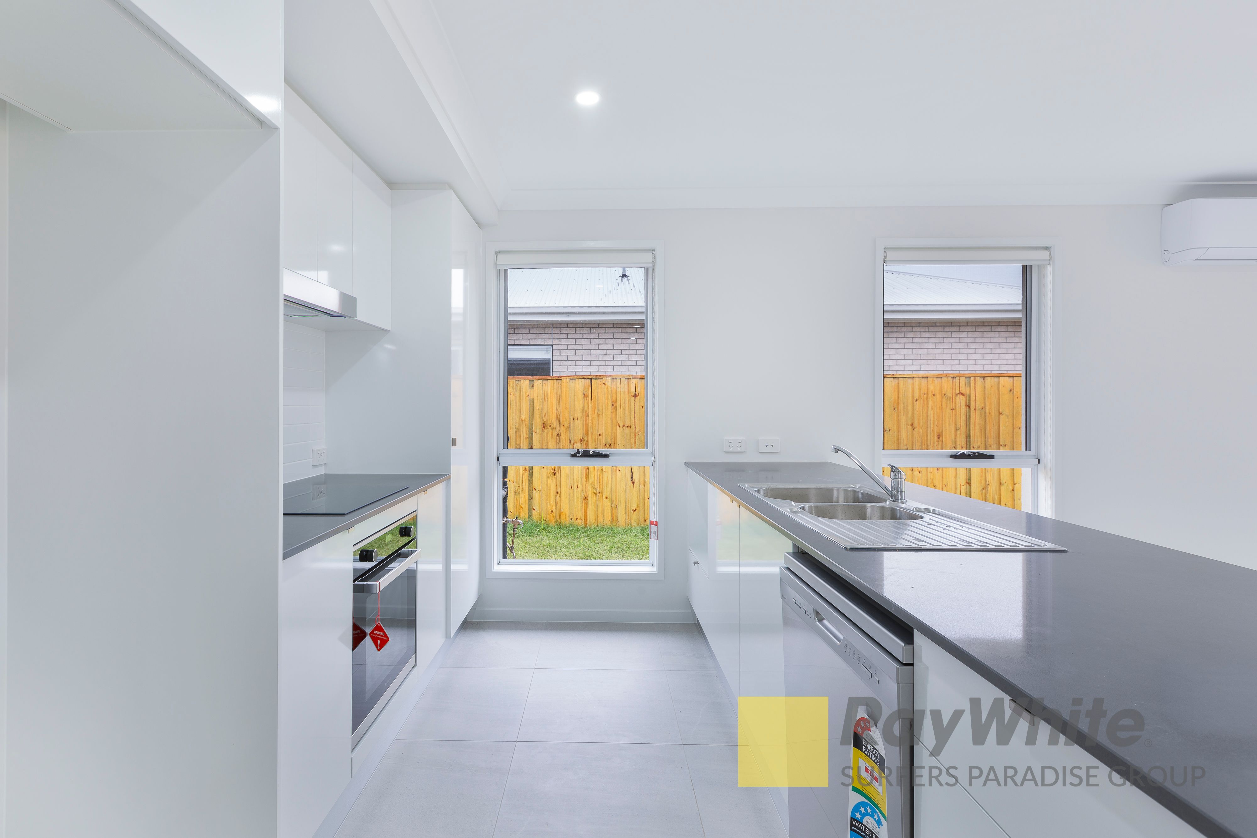 36 John Street, Walloon, QLD 4306