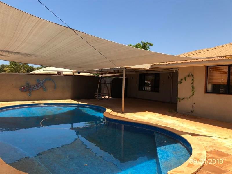 17 Irwin Crescent, Dampier, WA 6713