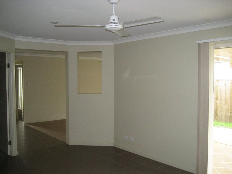 24 Peppertree Drive, Holmview, QLD 4207