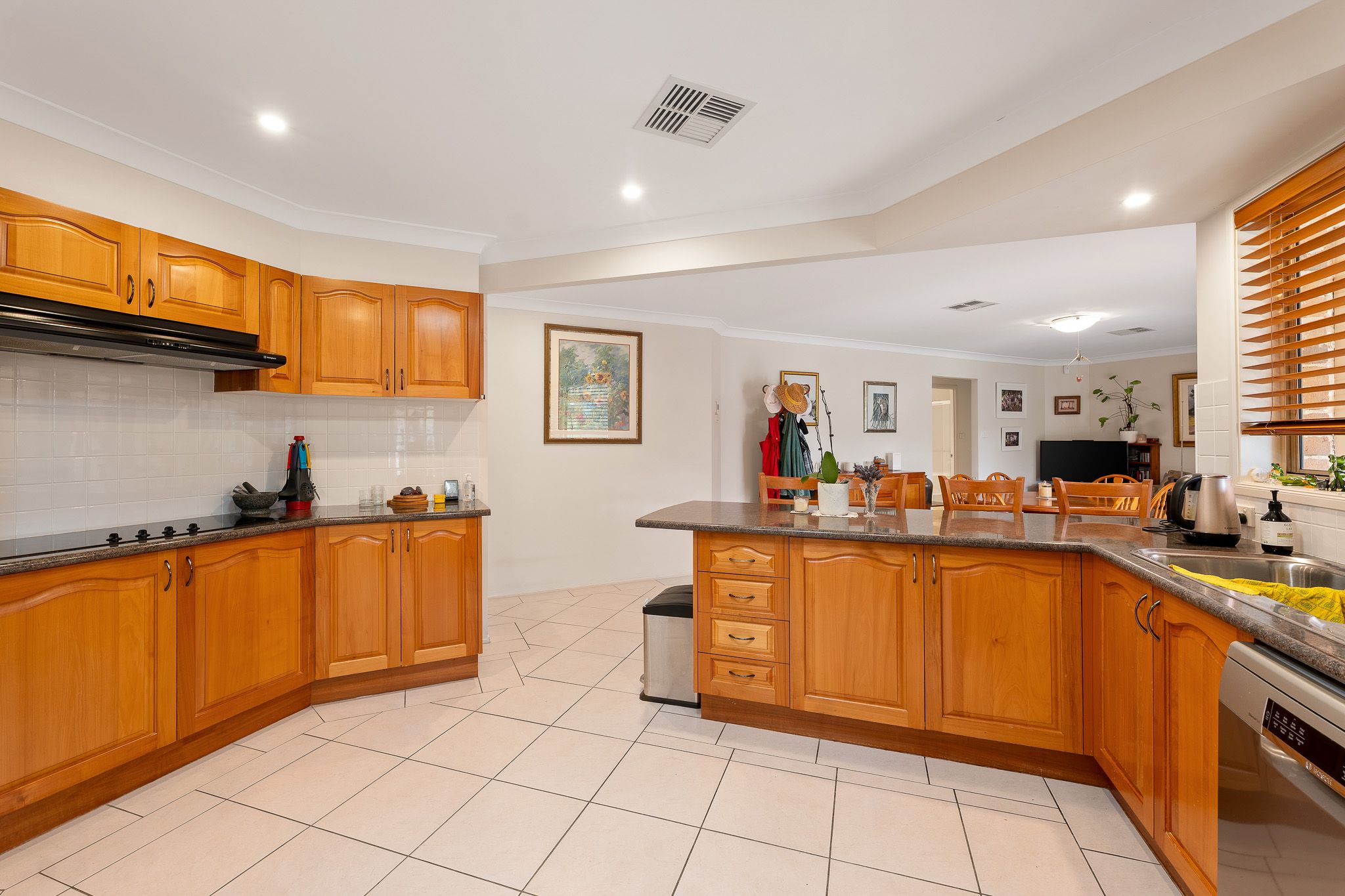 11 George Norman Close — photo 5 of 30