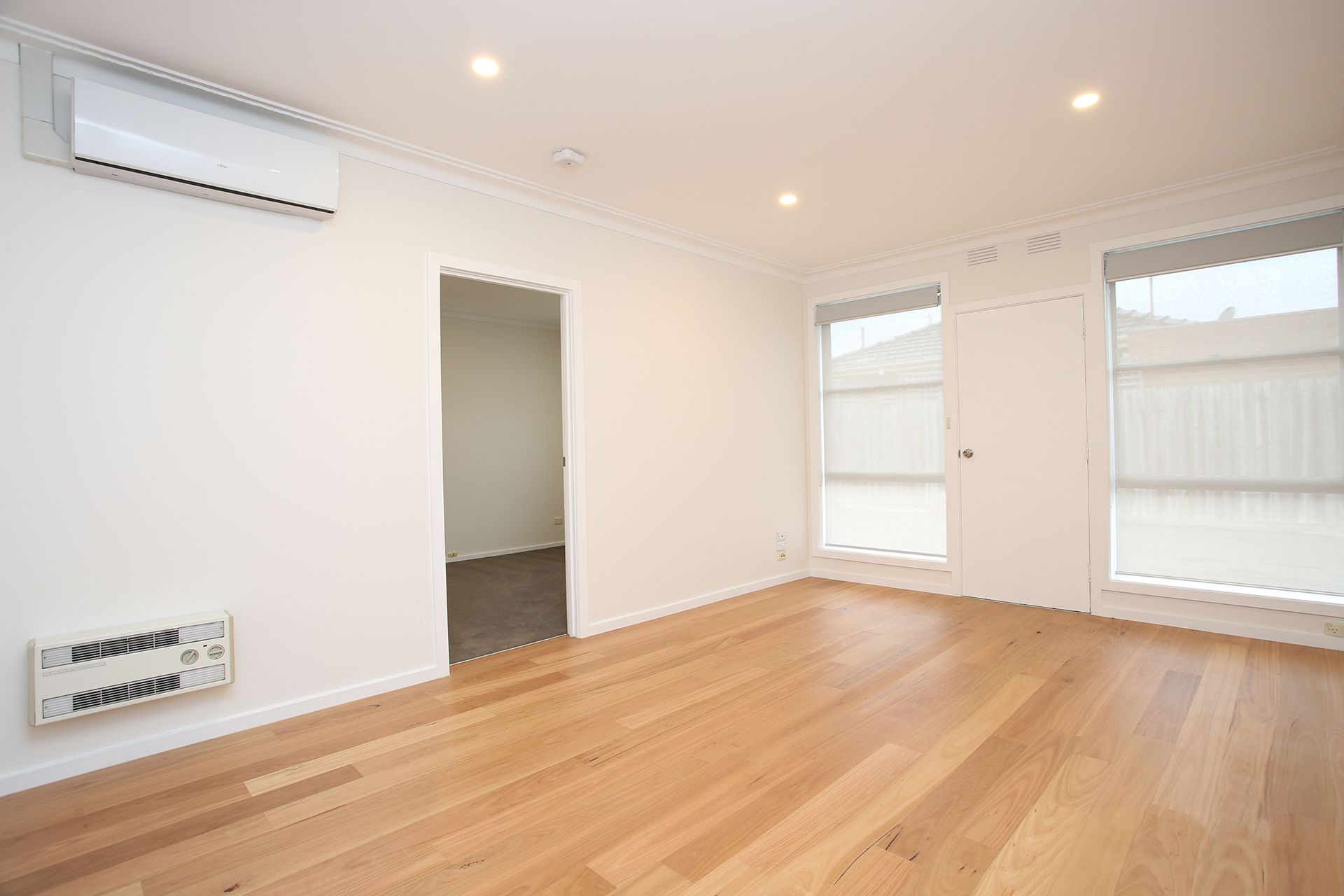 2/54 Venice Street, Mornington, VIC 3931