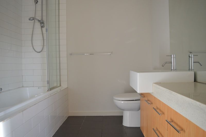 18 Ward Street — photo 6 of 7