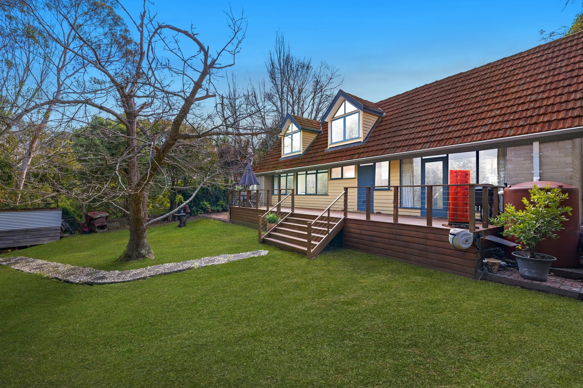 2 Dean Avenue, Mount Waverley, VIC 3149