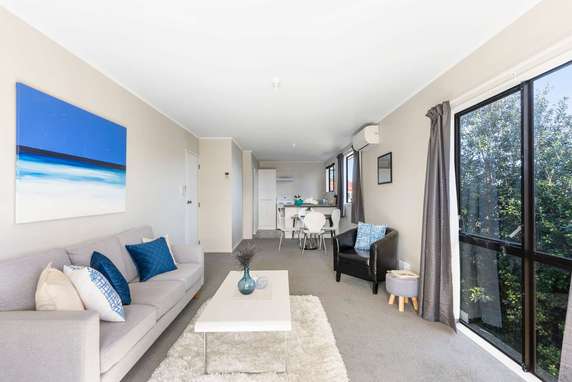 1/8 Martha Lane, Clendon Park, Manukau City