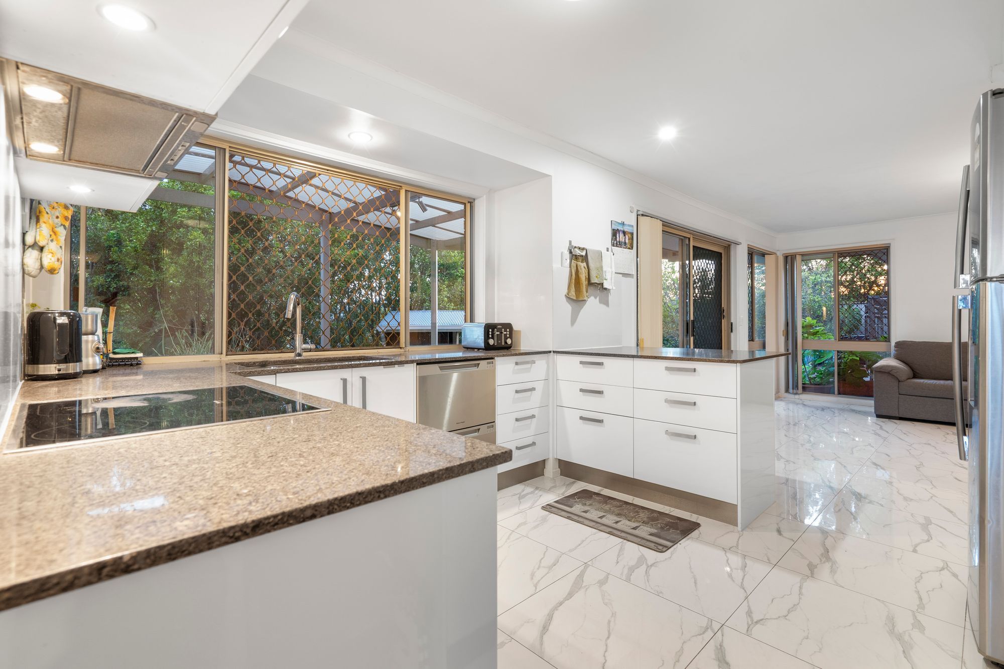 2 Andamooka Avenue, Worongary, QLD 4213