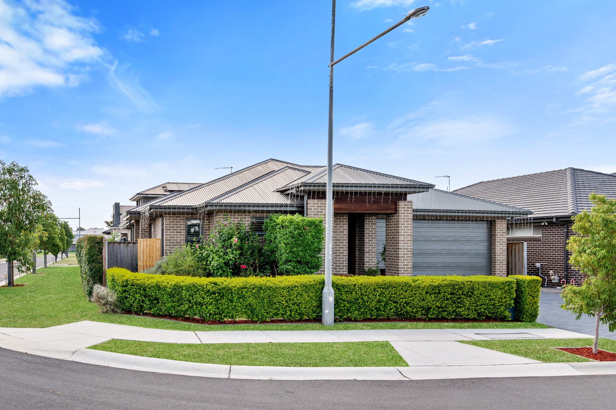 8 Baxter Way, GLEDSWOOD HILLS, NSW 2557