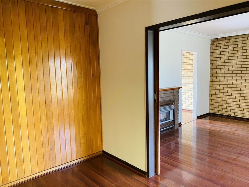 10 Nalpa Street, Pooraka, SA 5095
