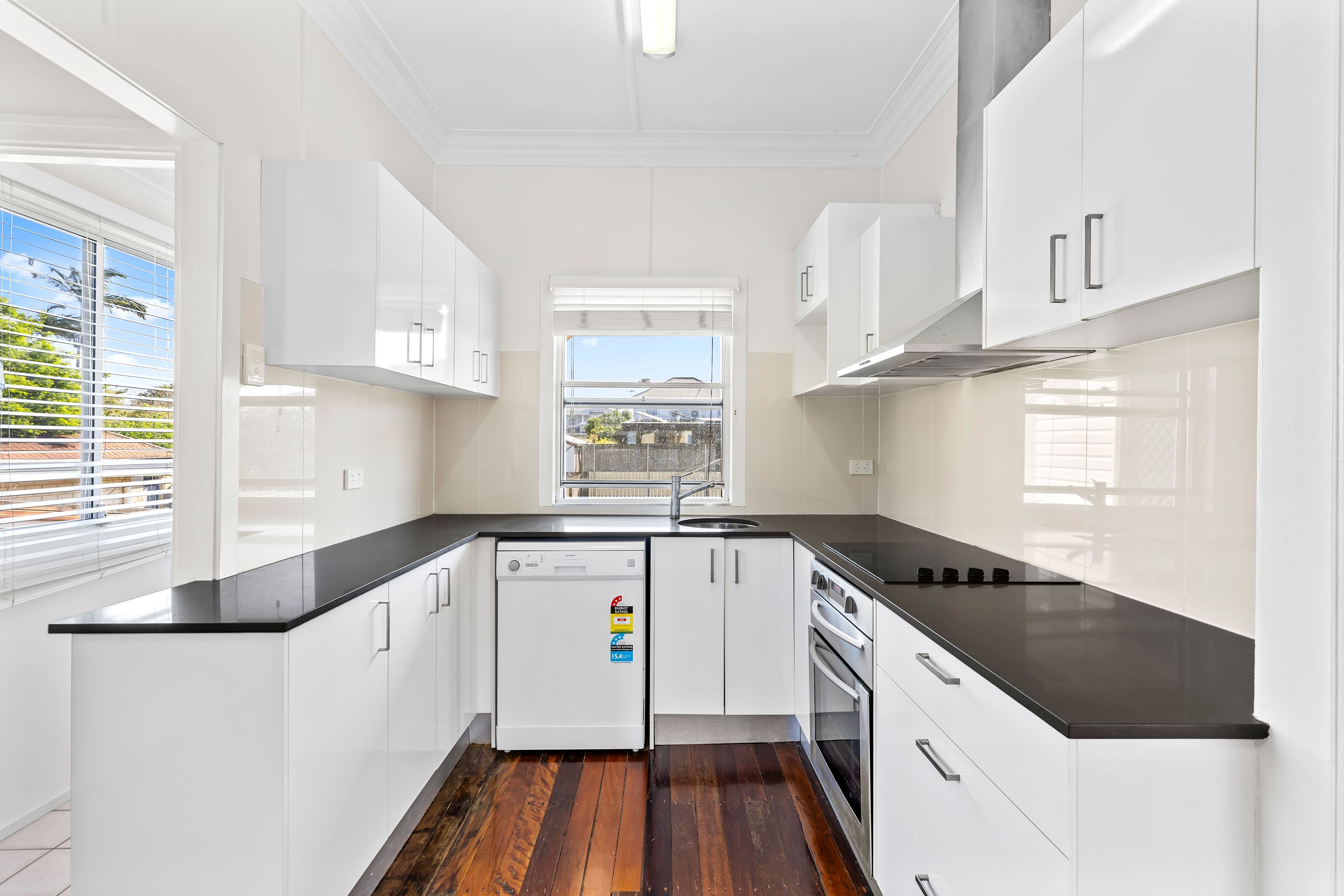 12 O'Sullivan Street — photo 3 of 10