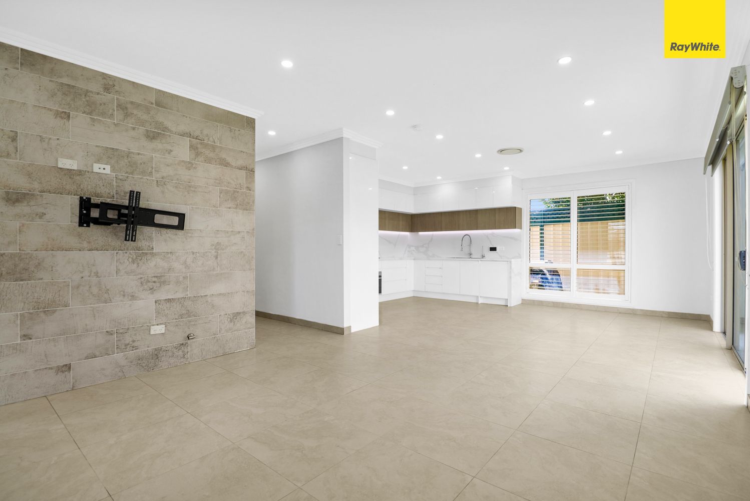 20A Lyrebird Crescent, St Clair, NSW 2759