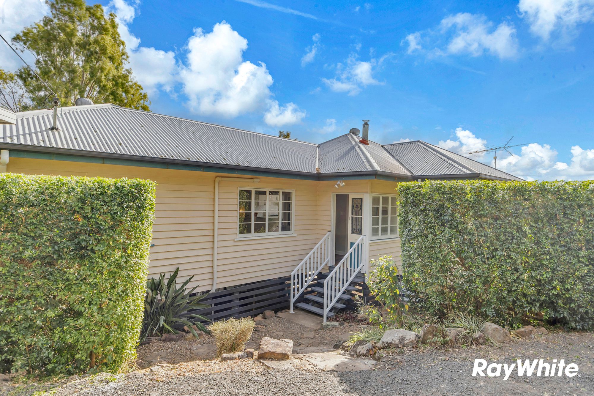 134 Glamorgan Vale Road — photo 3 of 30