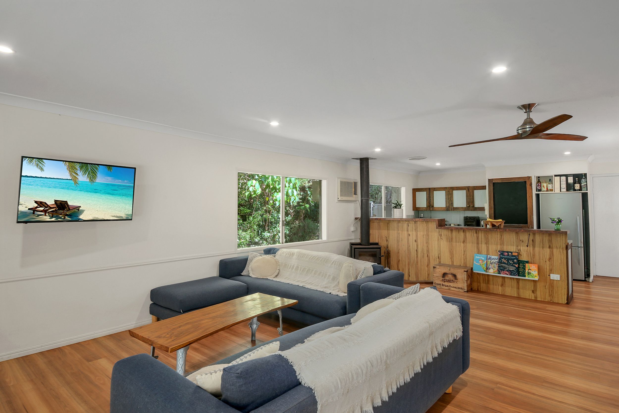246 Diamond Valley Road — photo 3 of 30