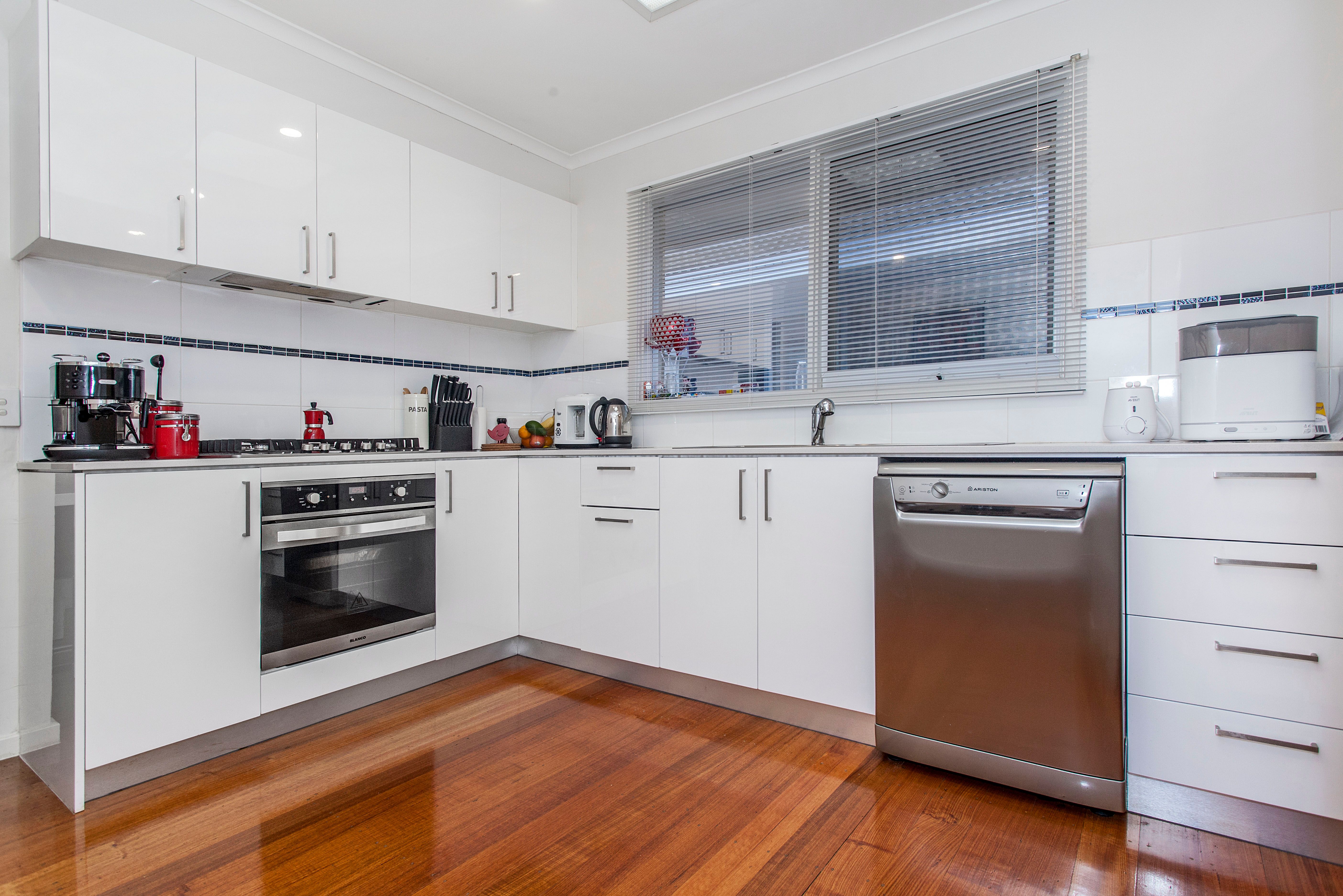 1/1328 Dandenong Road, Hughesdale, VIC 3166