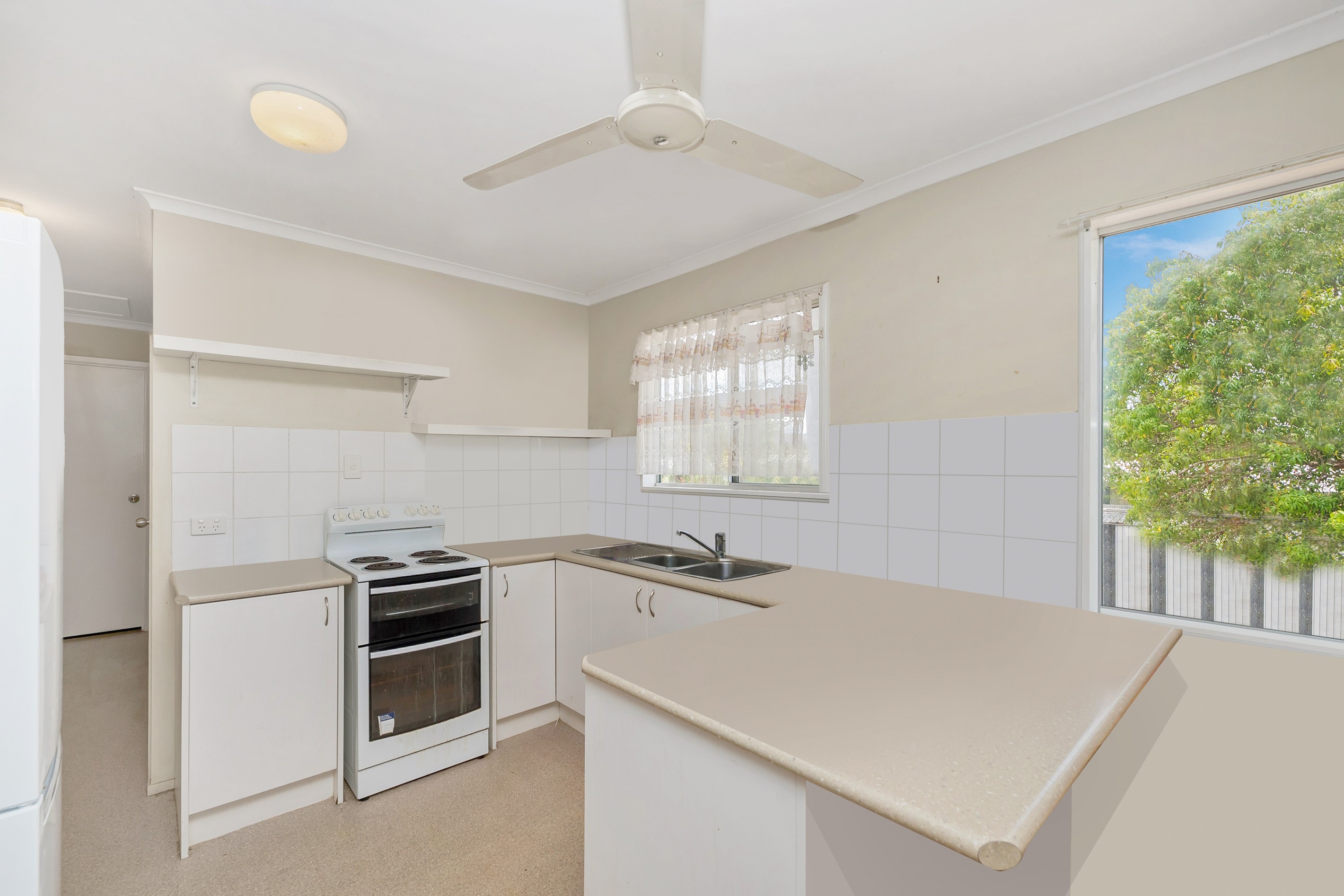 21 Maria Street, Rasmussen, QLD 4815