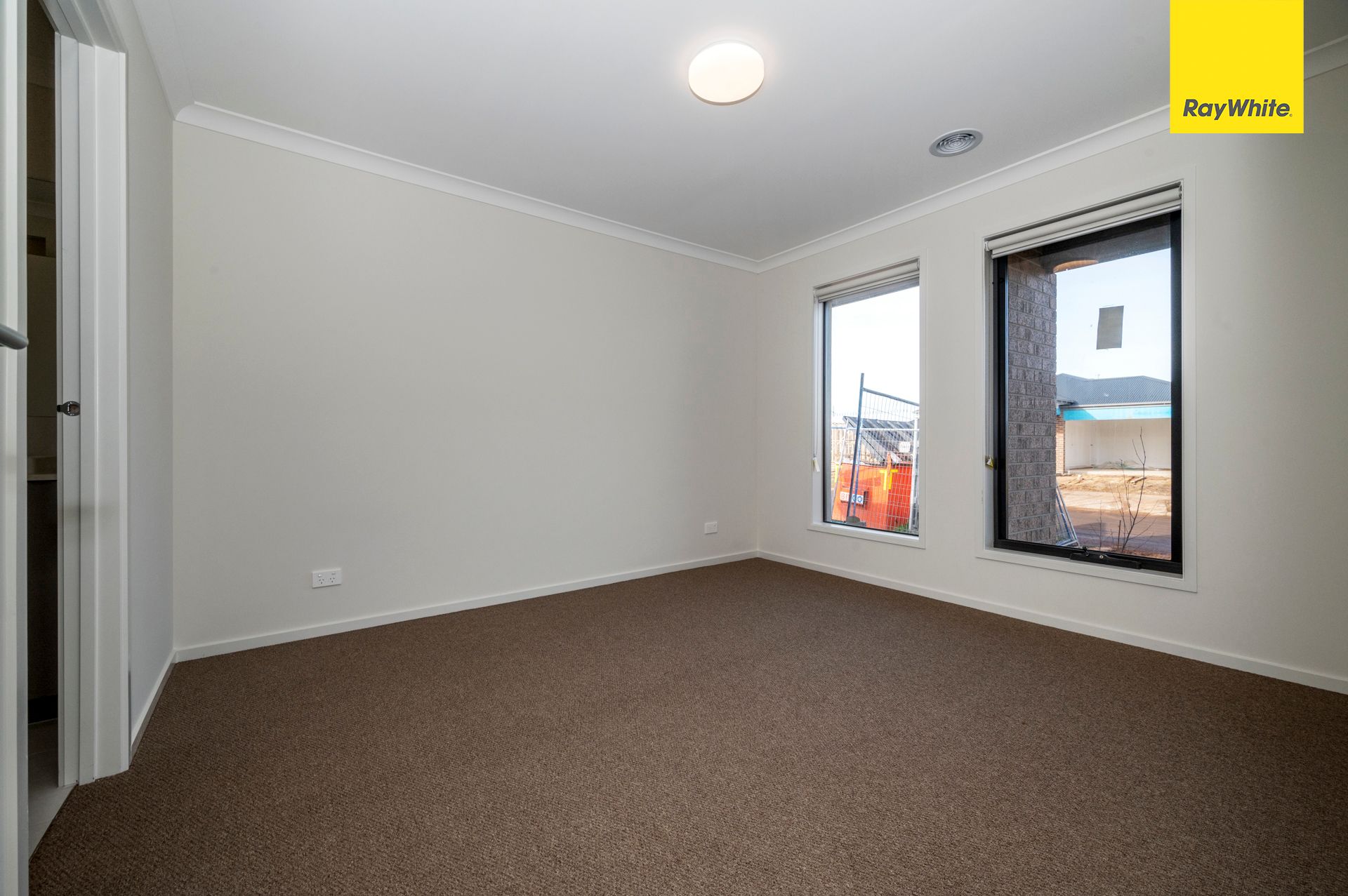 16 Feathertop Avenue, WEIR VIEWS, VIC 3338