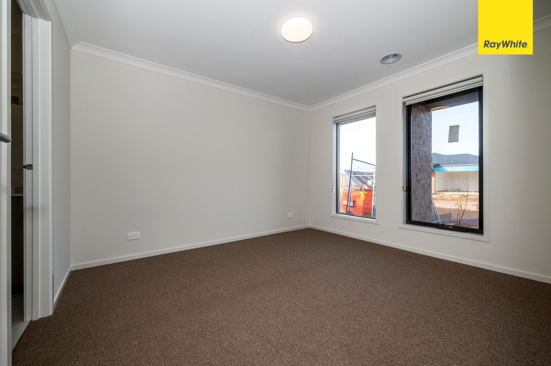 16 Feathertop Avenue, WEIR VIEWS, VIC 3338