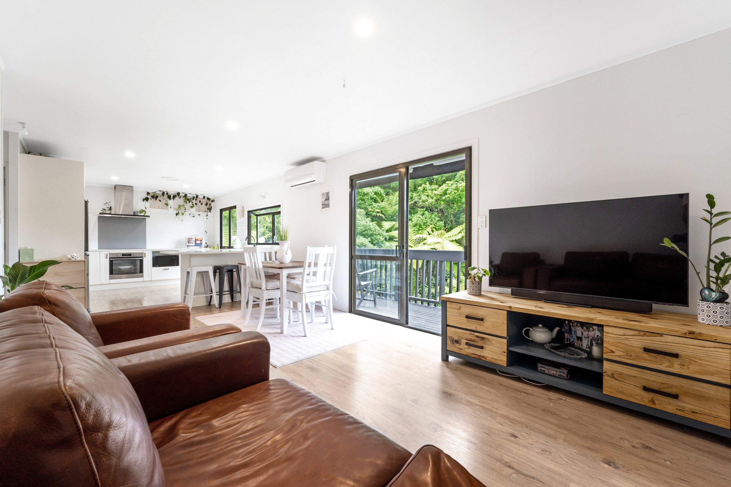 2/40 Robbies Road, Shelly Park, Manukau City