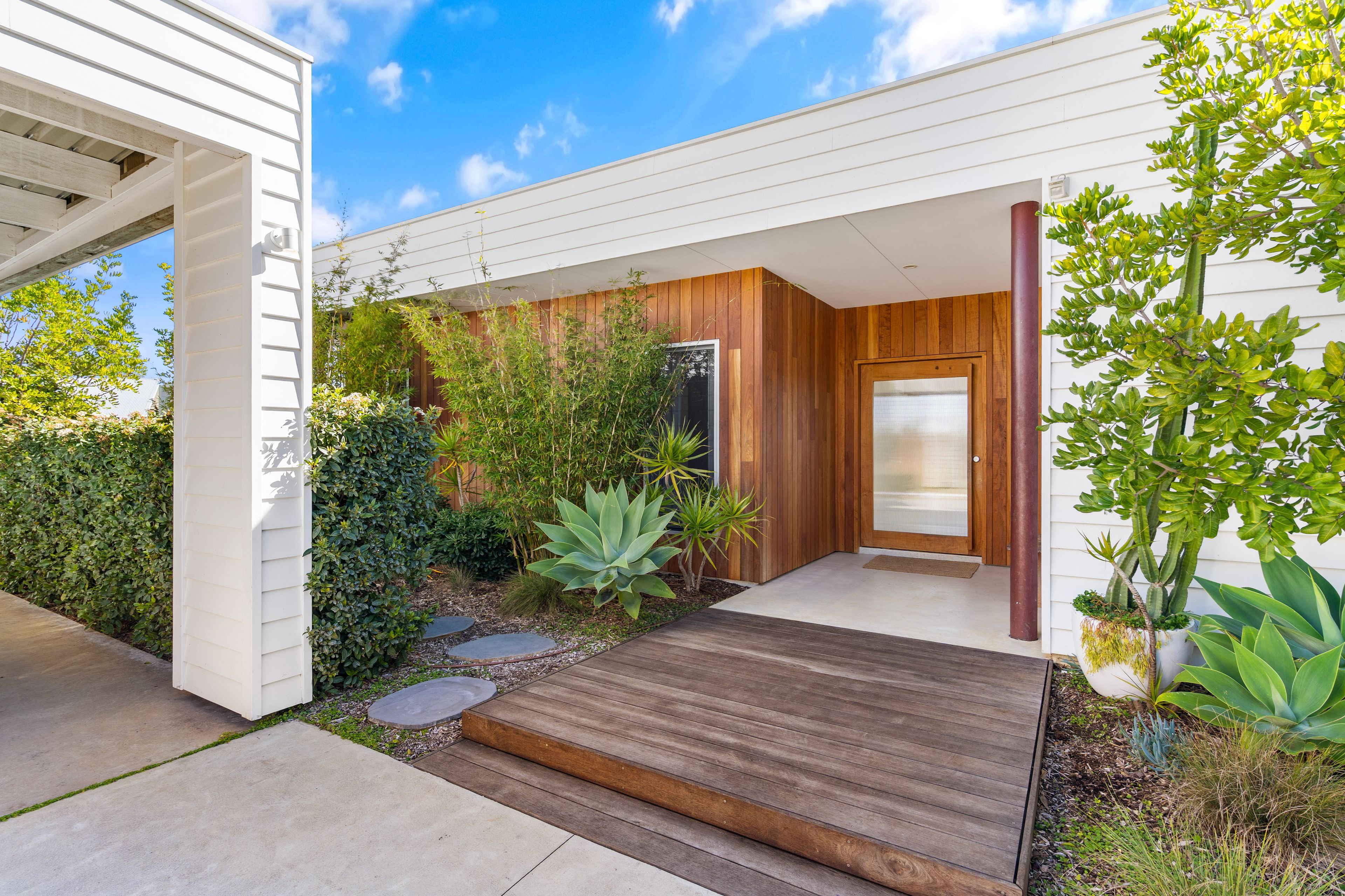 10 Vita Court — photo 3 of 29