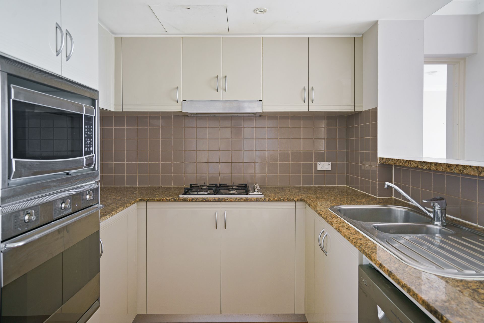 1008/8-10 Brown Street, Chatswood, NSW 2067
