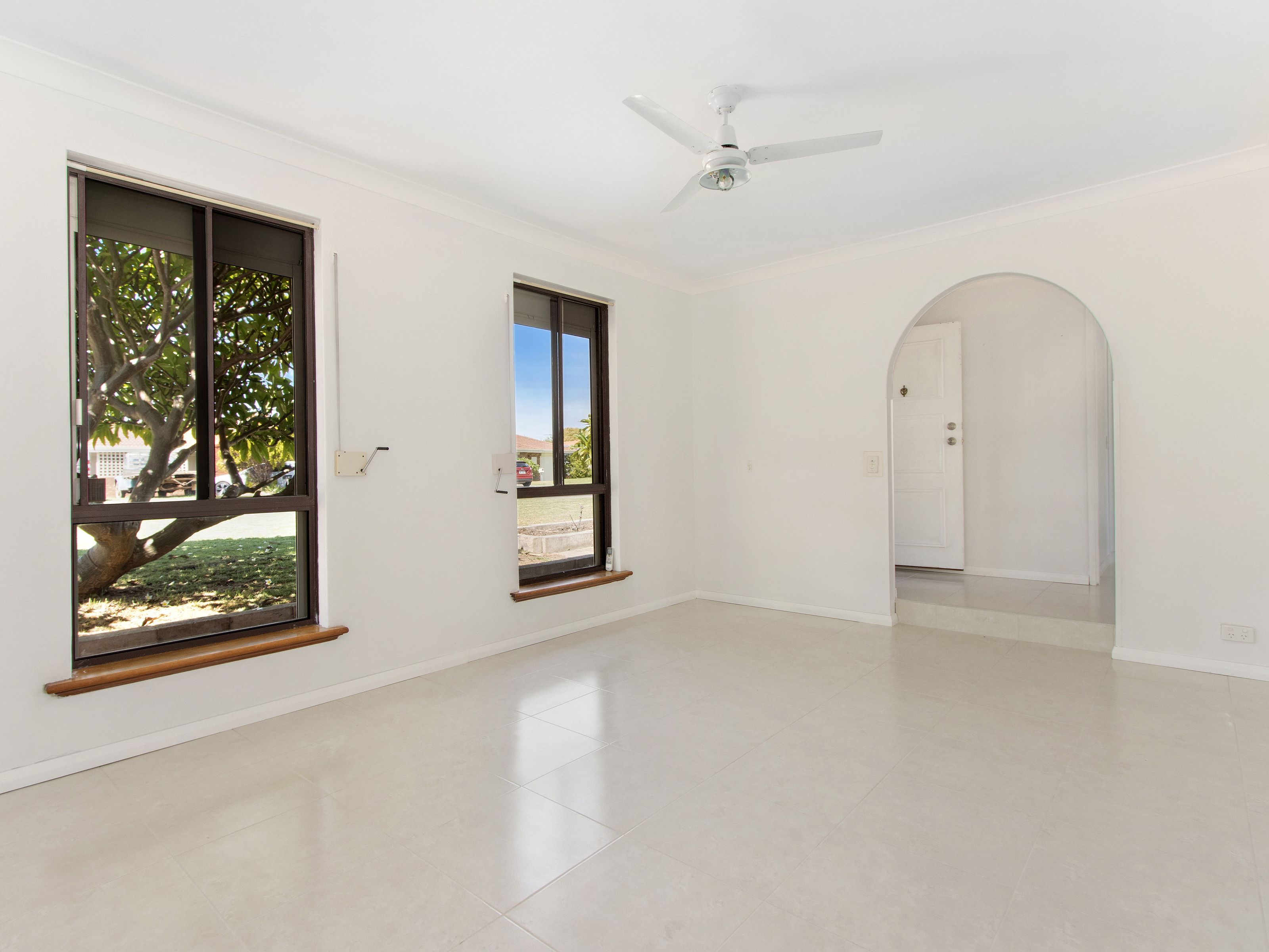 6 Voyager Court, Cooloongup, WA 6168