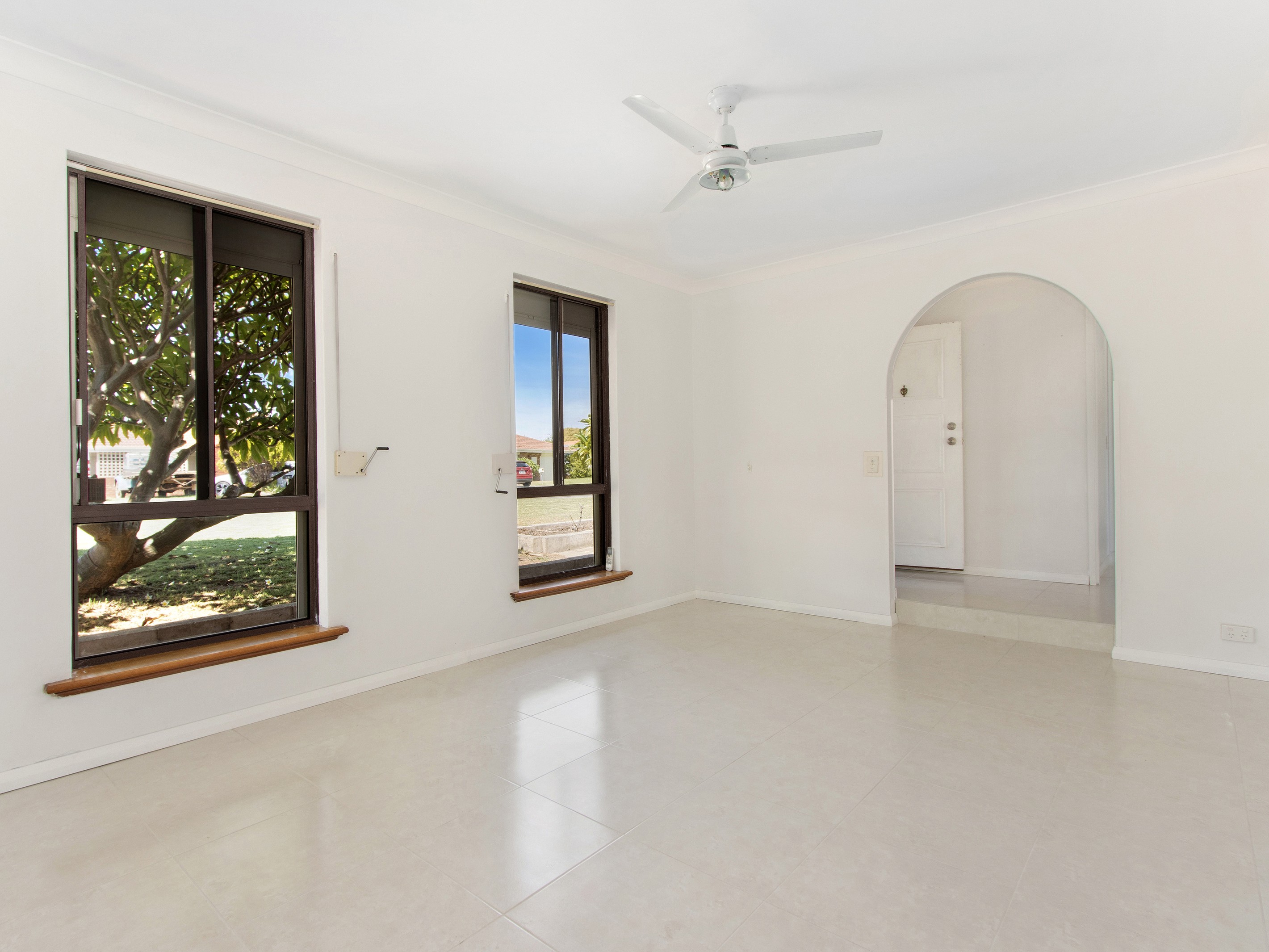 6 Voyager Court, Cooloongup, WA 6168