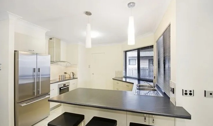 10 Summergold Street, Mount Low, QLD 4818