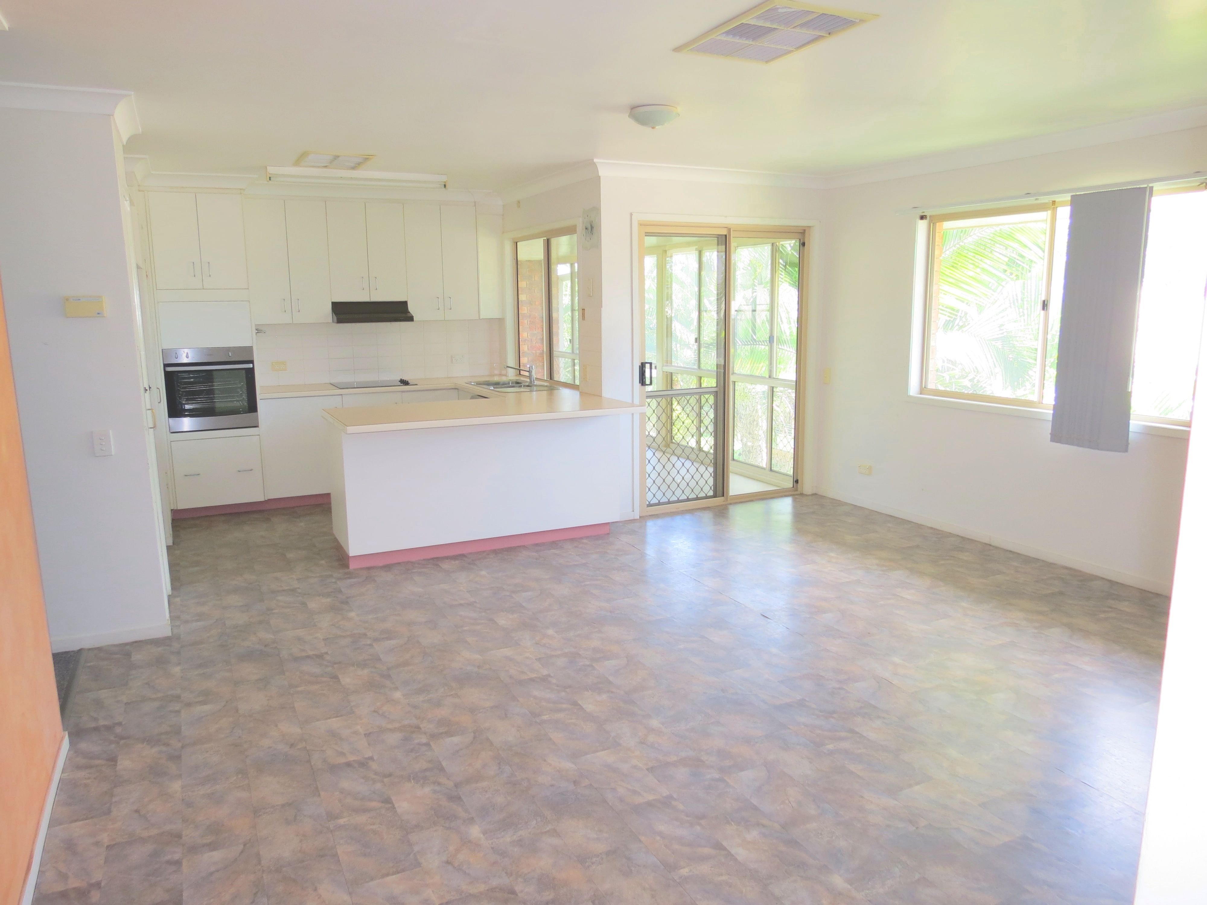 3 Chalmers Crescent, Emerald, QLD 4720