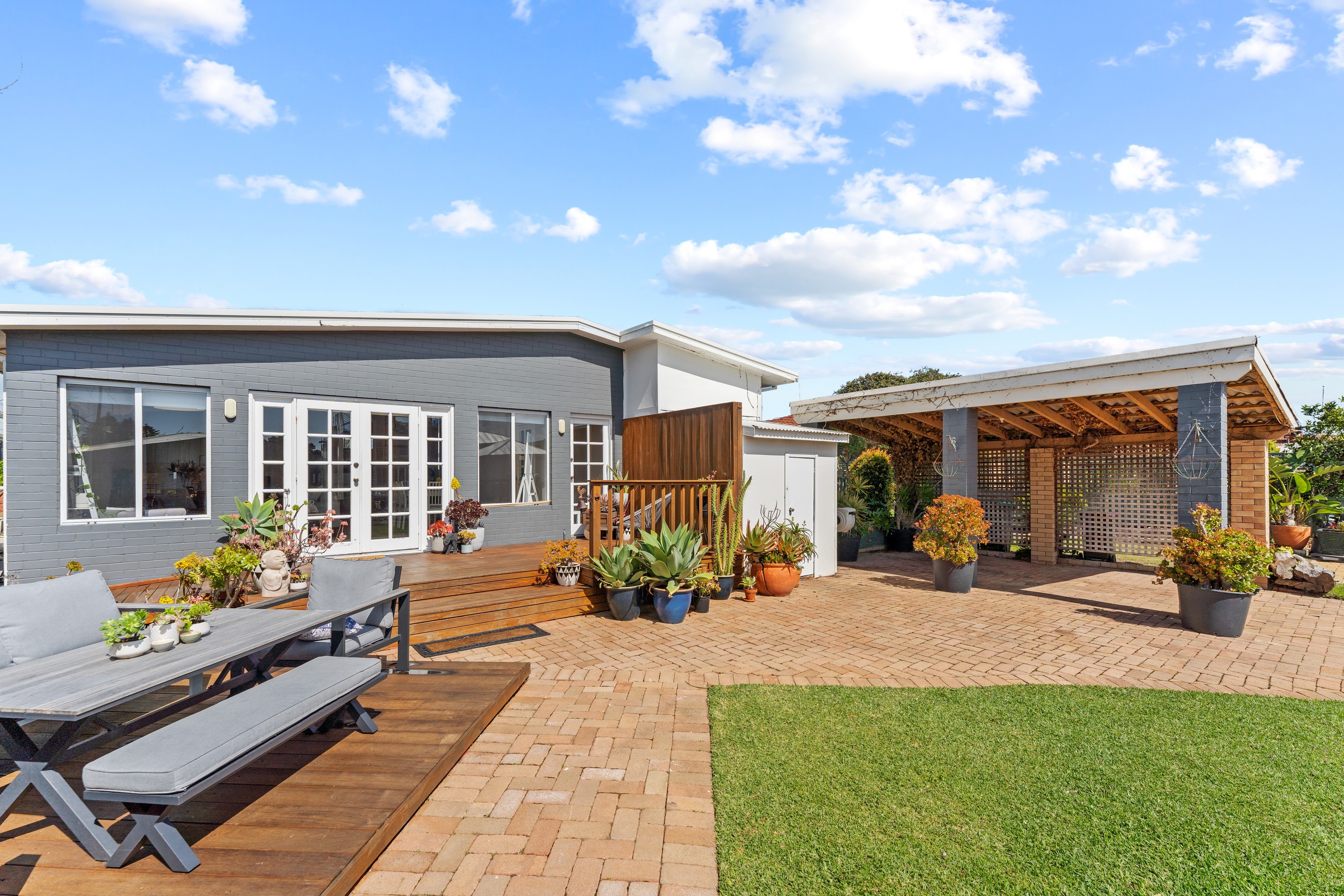 11 Fletcher Street, Rockingham, WA 6168