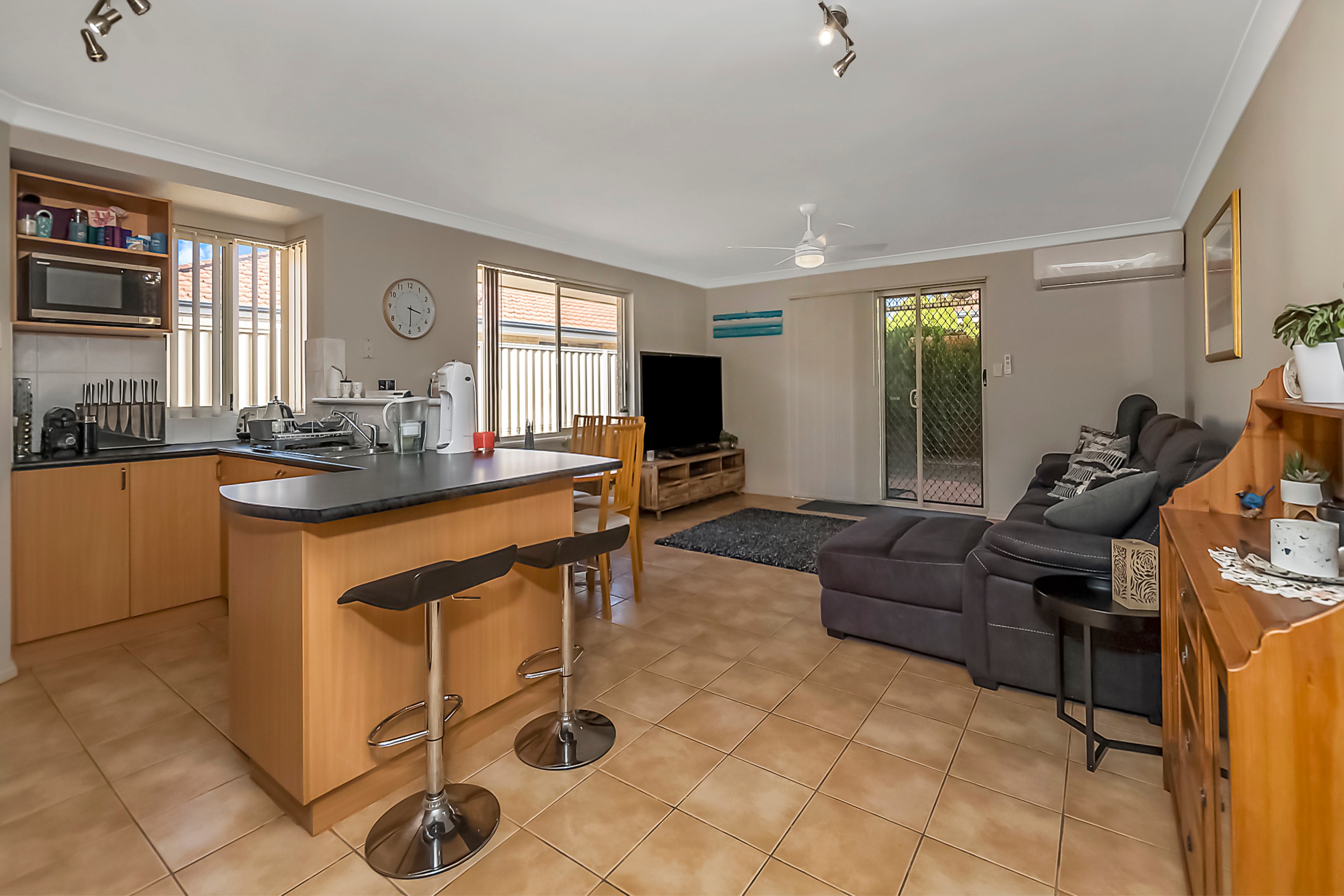 1 Riaza Parkway, Port Kennedy, WA 6172