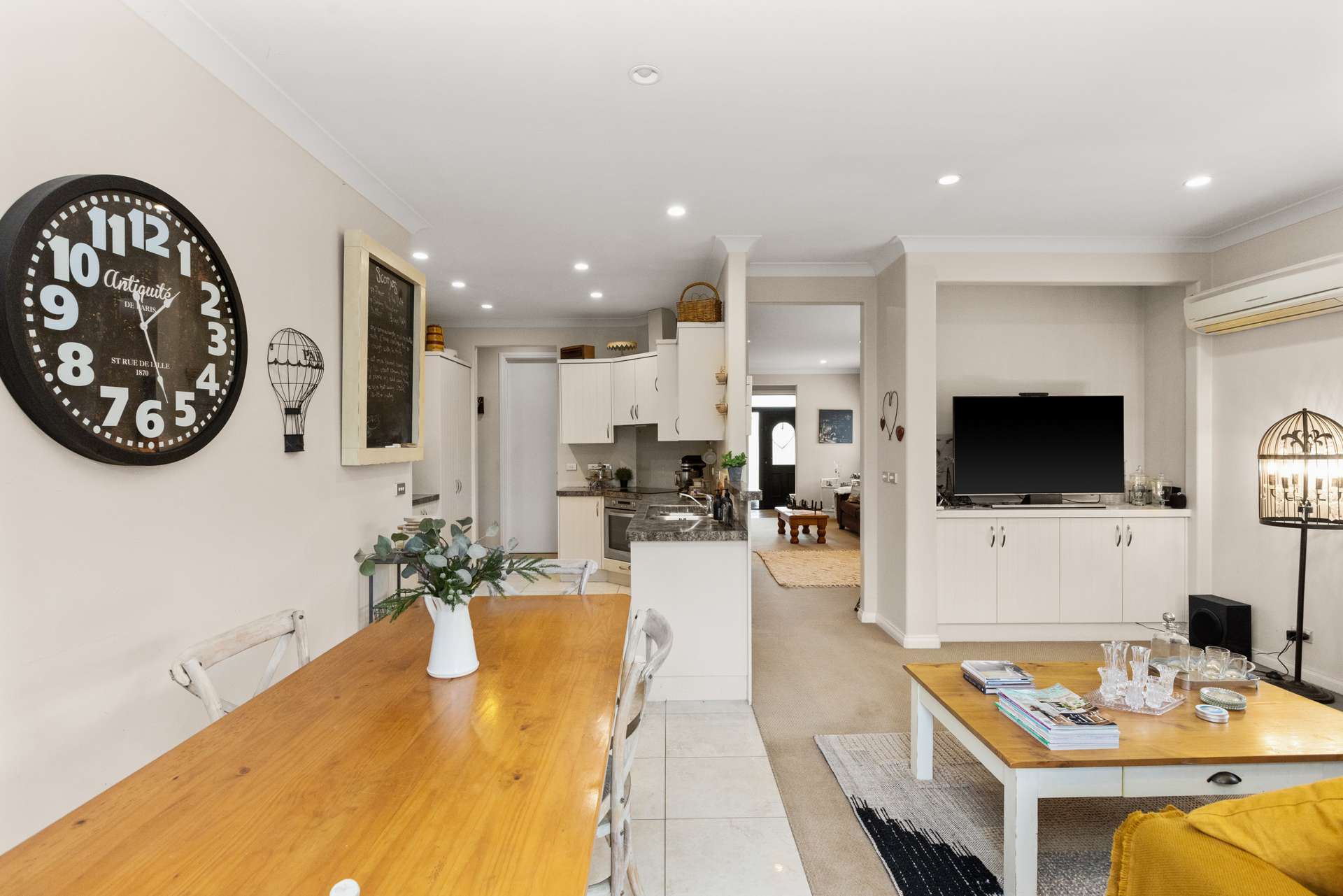19 Heynes Place photo 6
