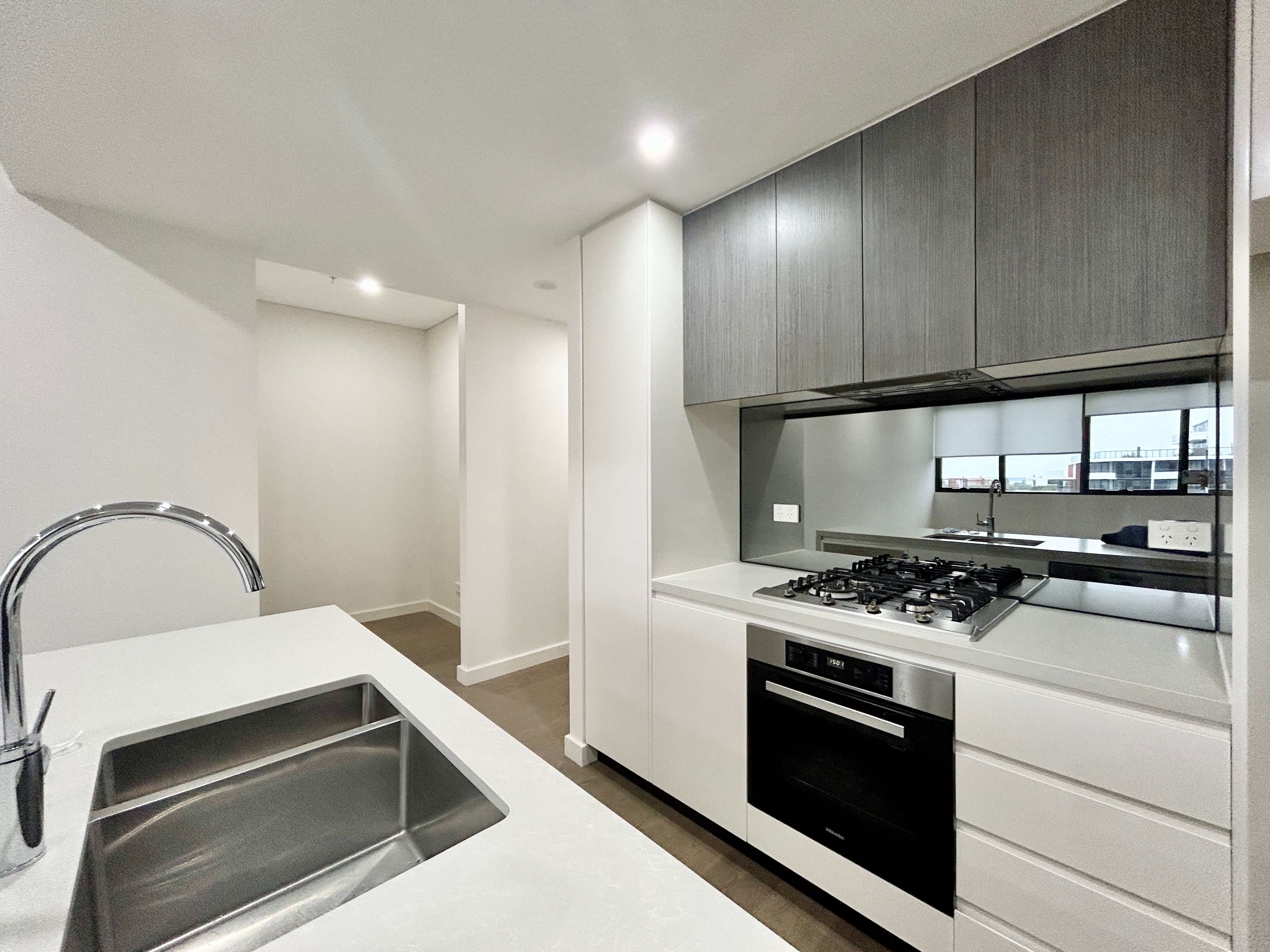 701/17 Garrigarrang Avenue, Kogarah, NSW 2217
