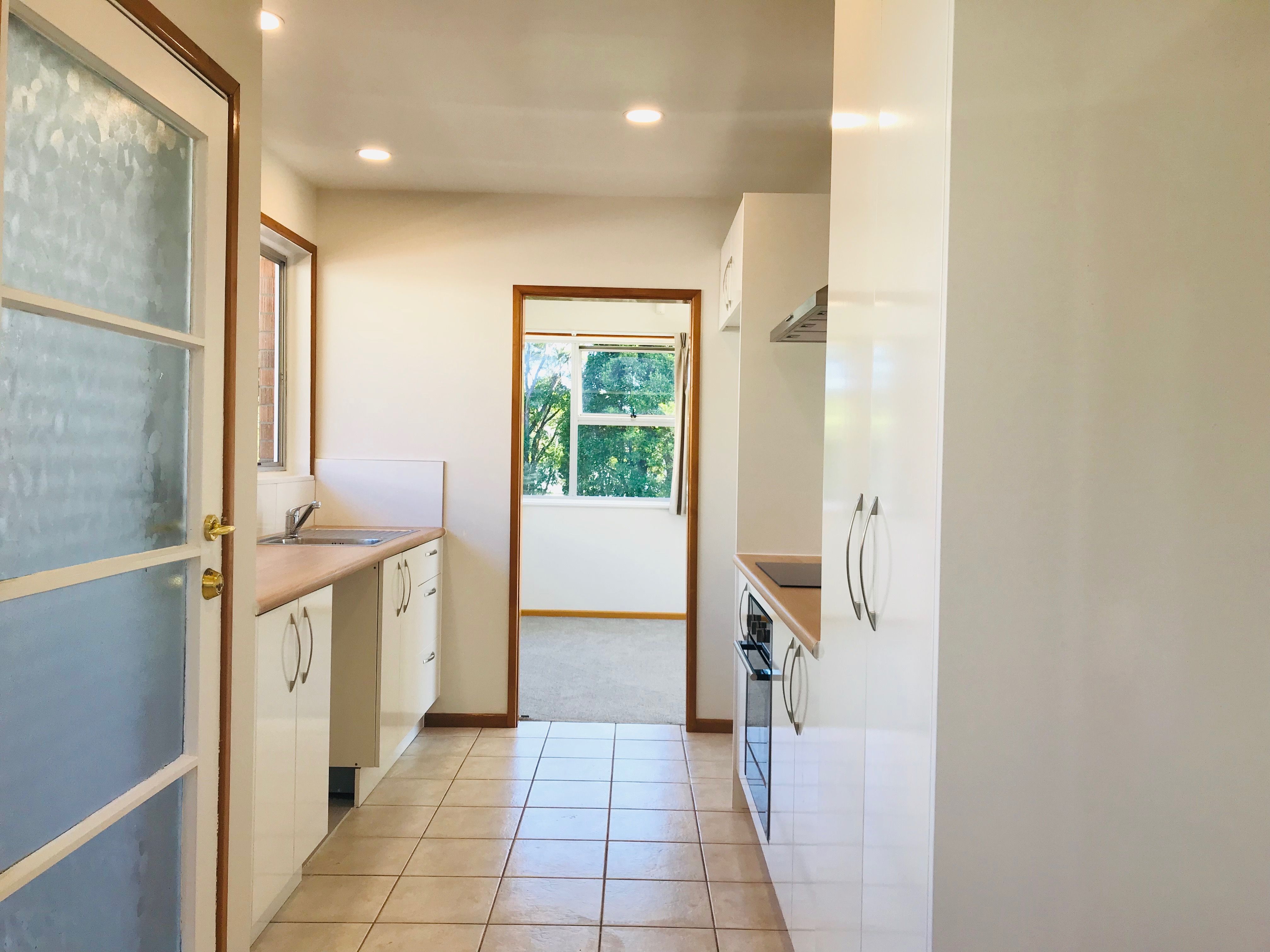 111 Cliff View Drive, Green Bay, Waitakere City