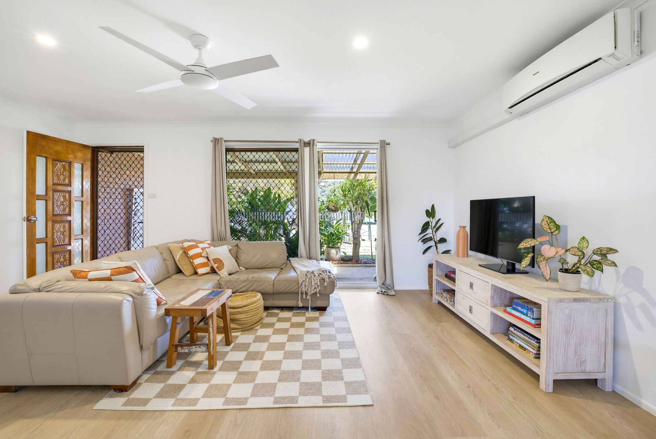 17 Naroon Crescent — photo from Ray White Kawana Waters