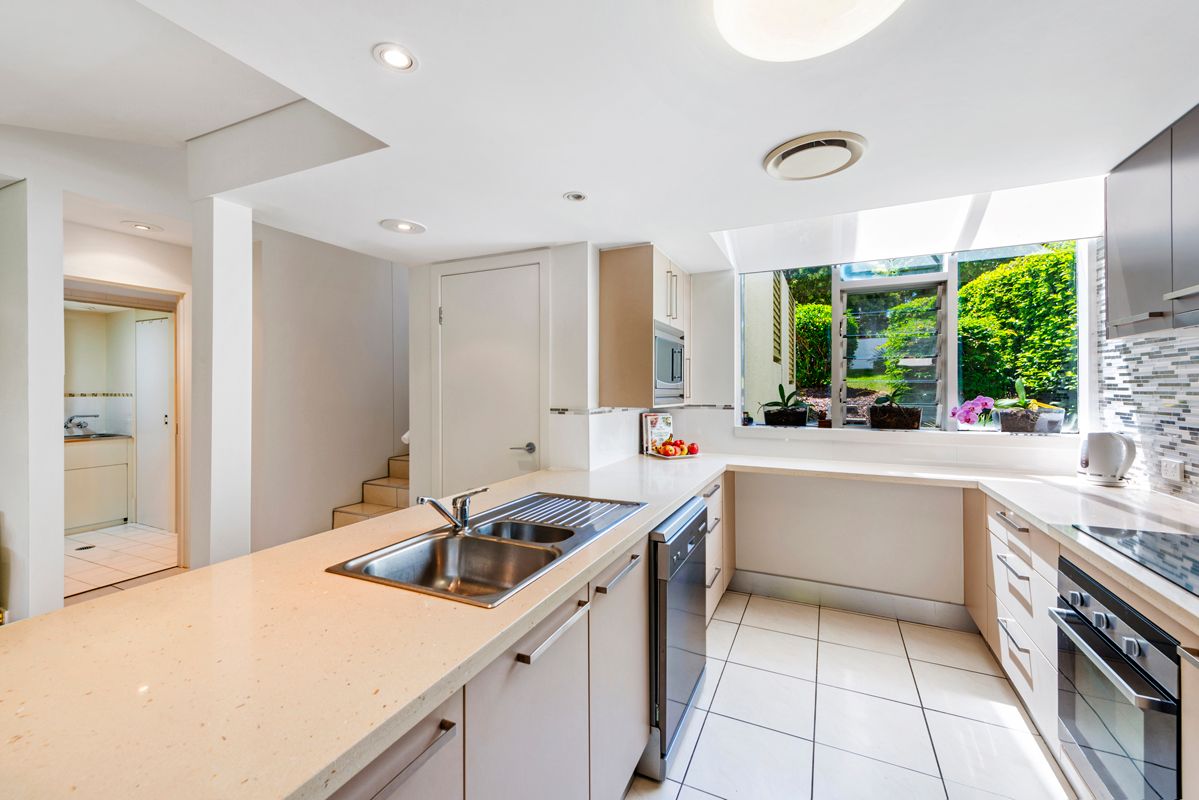 5370 Bay Hill Terrace, Sanctuary Cove, QLD 4212