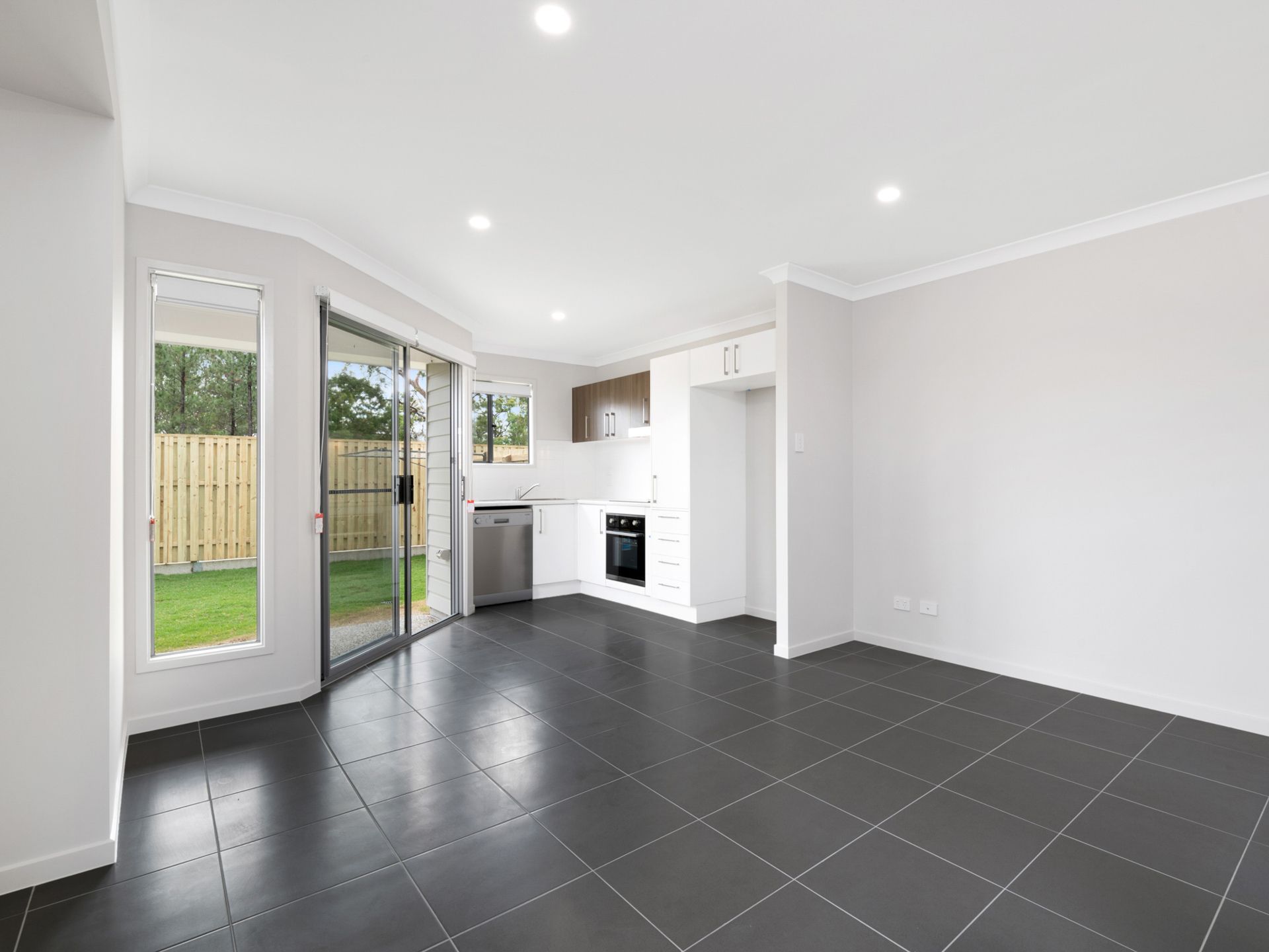 2/14 Miamax Place Lot 1307, Logan Reserve, QLD 4133